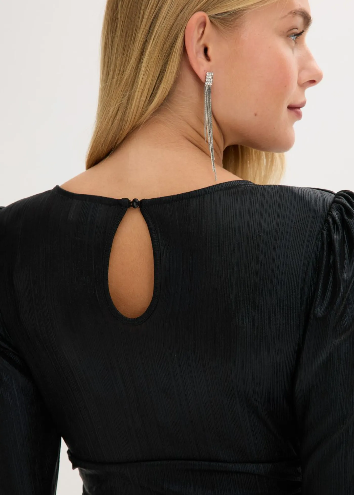 bonprix bonprix Vestidos>Vestido corto con purpurina Negro