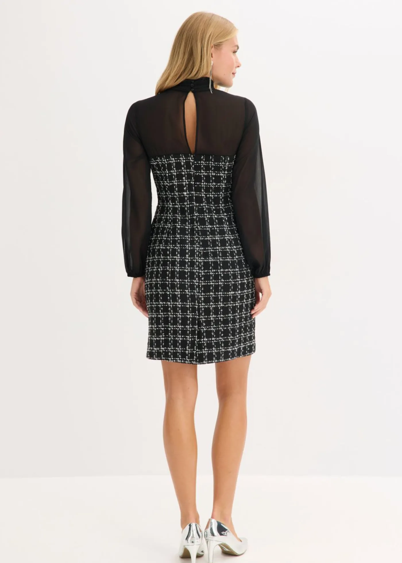 bonprix bonprix Vestidos>Vestido corto de bouclé con mangas de gasa Negro-blanco a cuadros