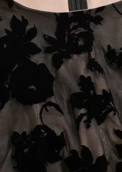 bonprix bonprix Vestidos|Ropa Elegante>Vestido corto de malla fina con estampado flocado Negro-beige de flores