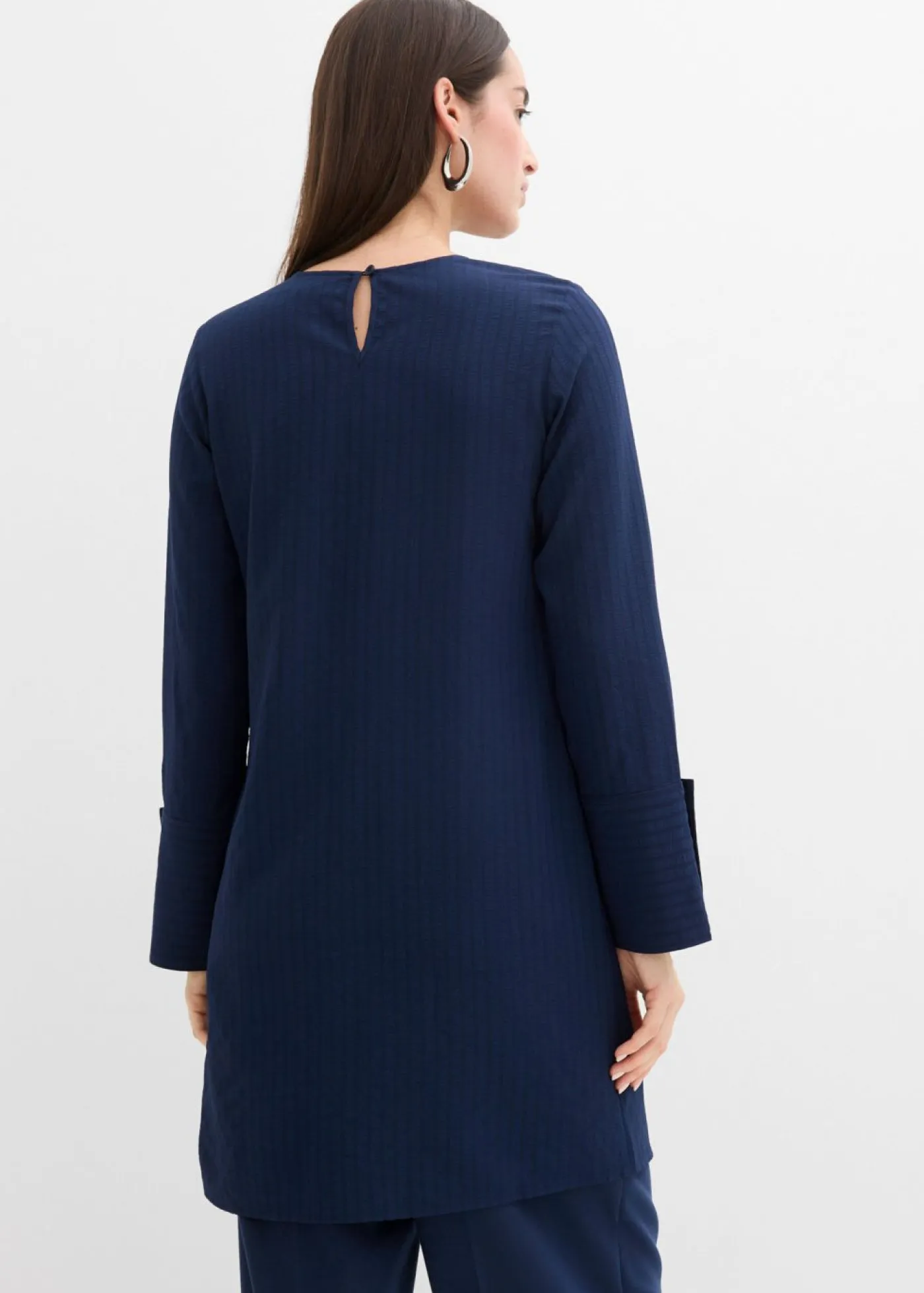 bonprix bonprix Esenciales|Vestidos>Vestido corto de material estructurado Azul marino