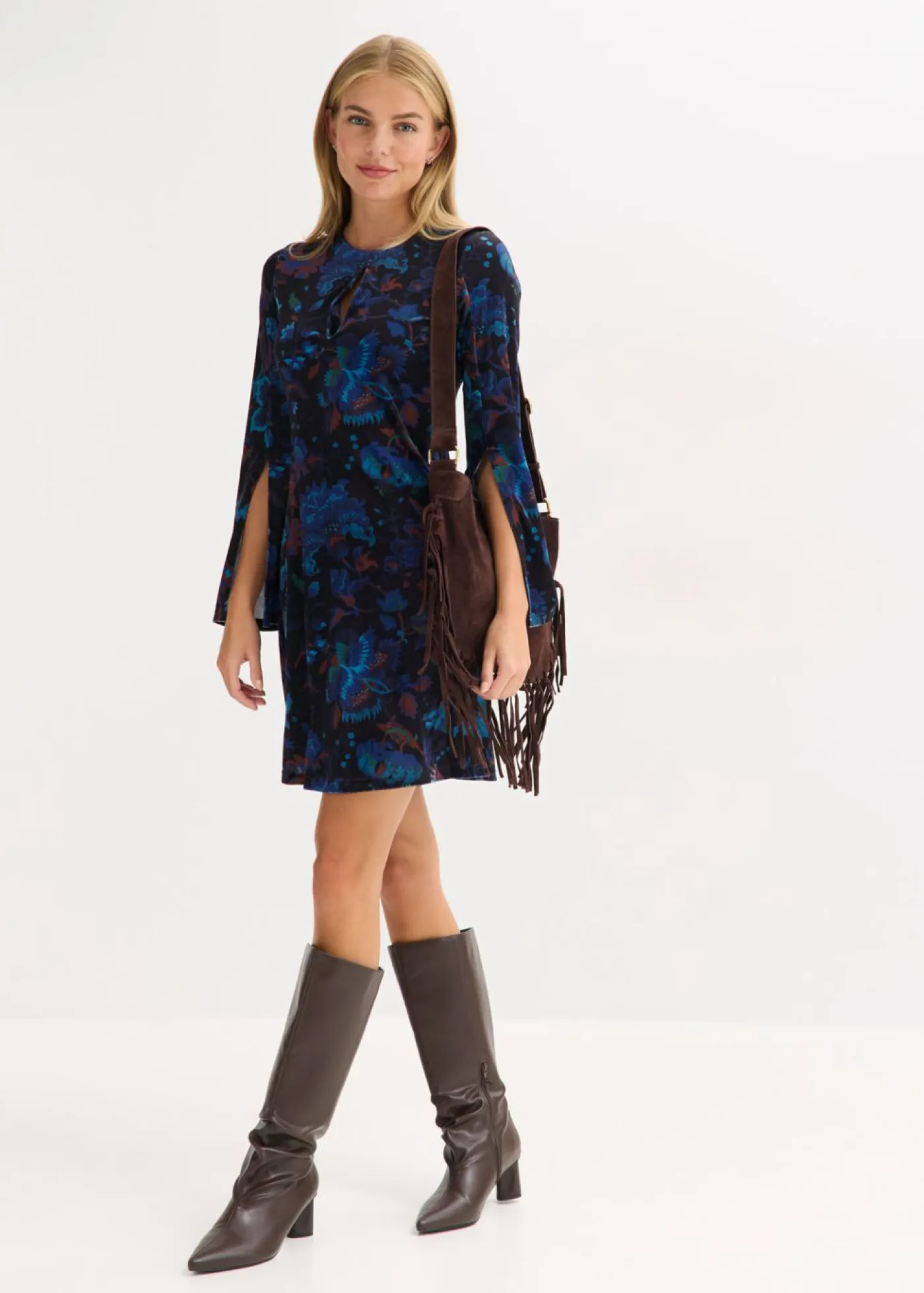 Mujer bonprix bonprix Vestido corto de terciopelo fluido