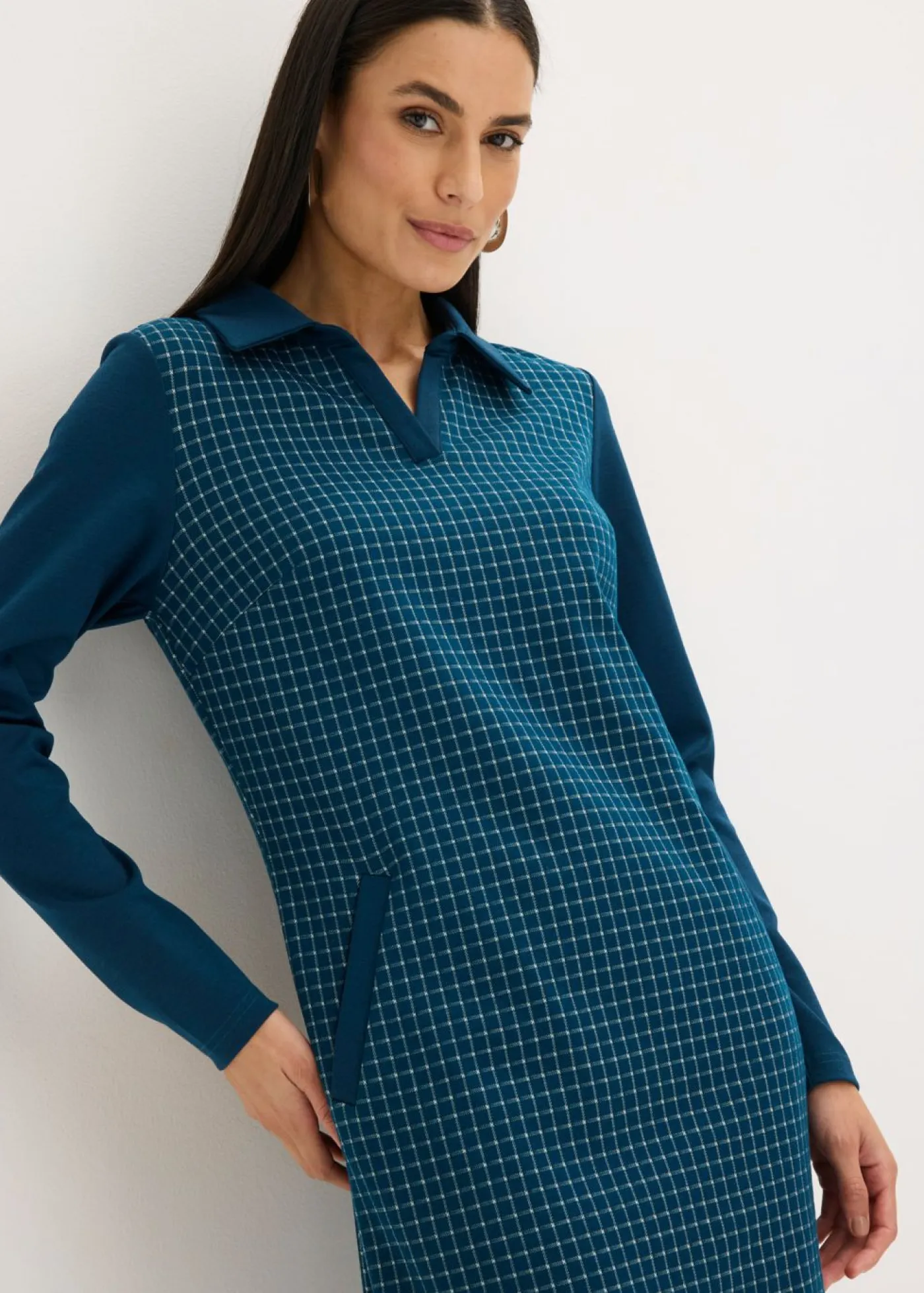 Mujer bonprix bonprix Vestido de jacquard con cuello en contraste