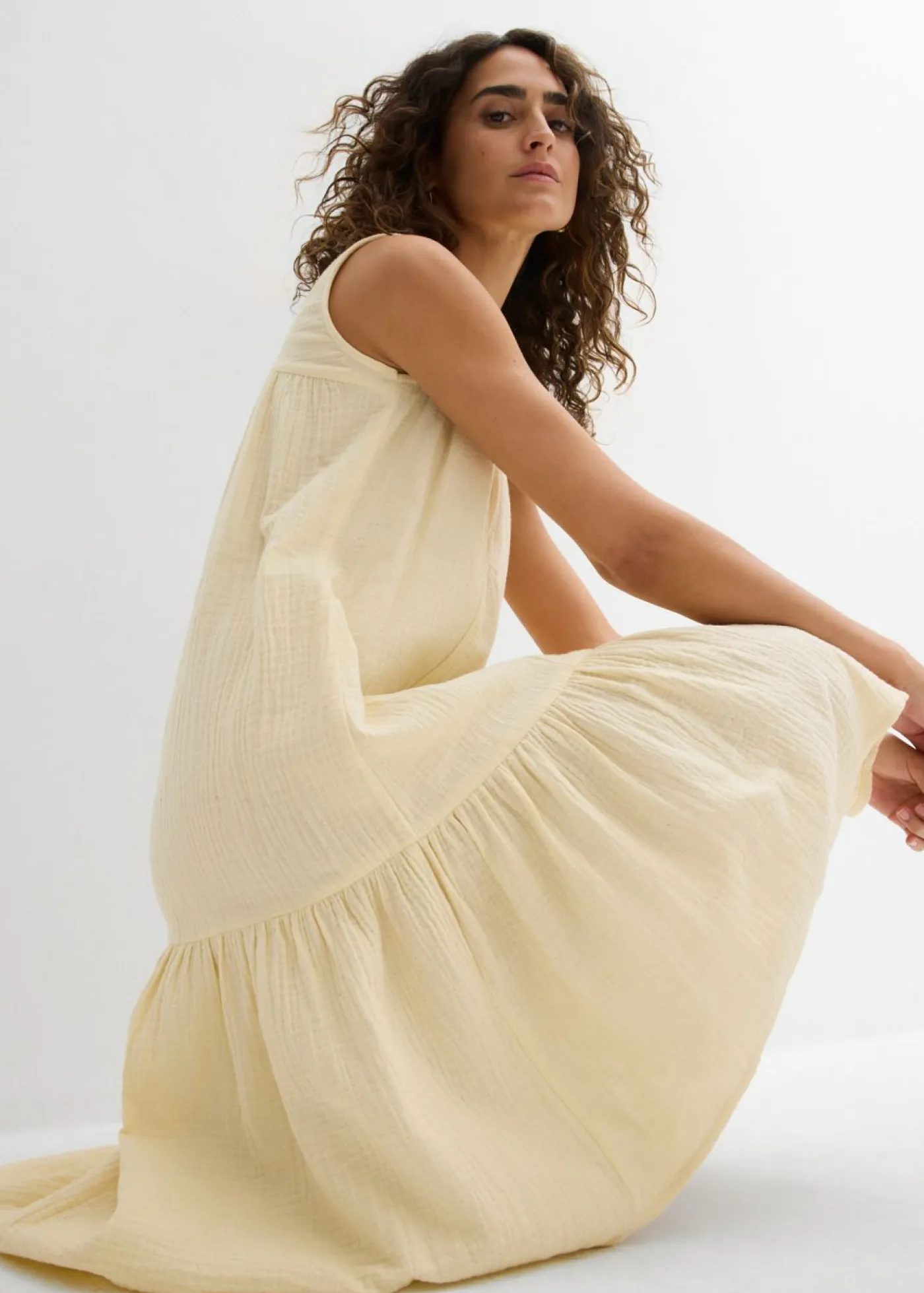 bonprix bonprix Vestidos>Vestido de muselina ligera Arena claro