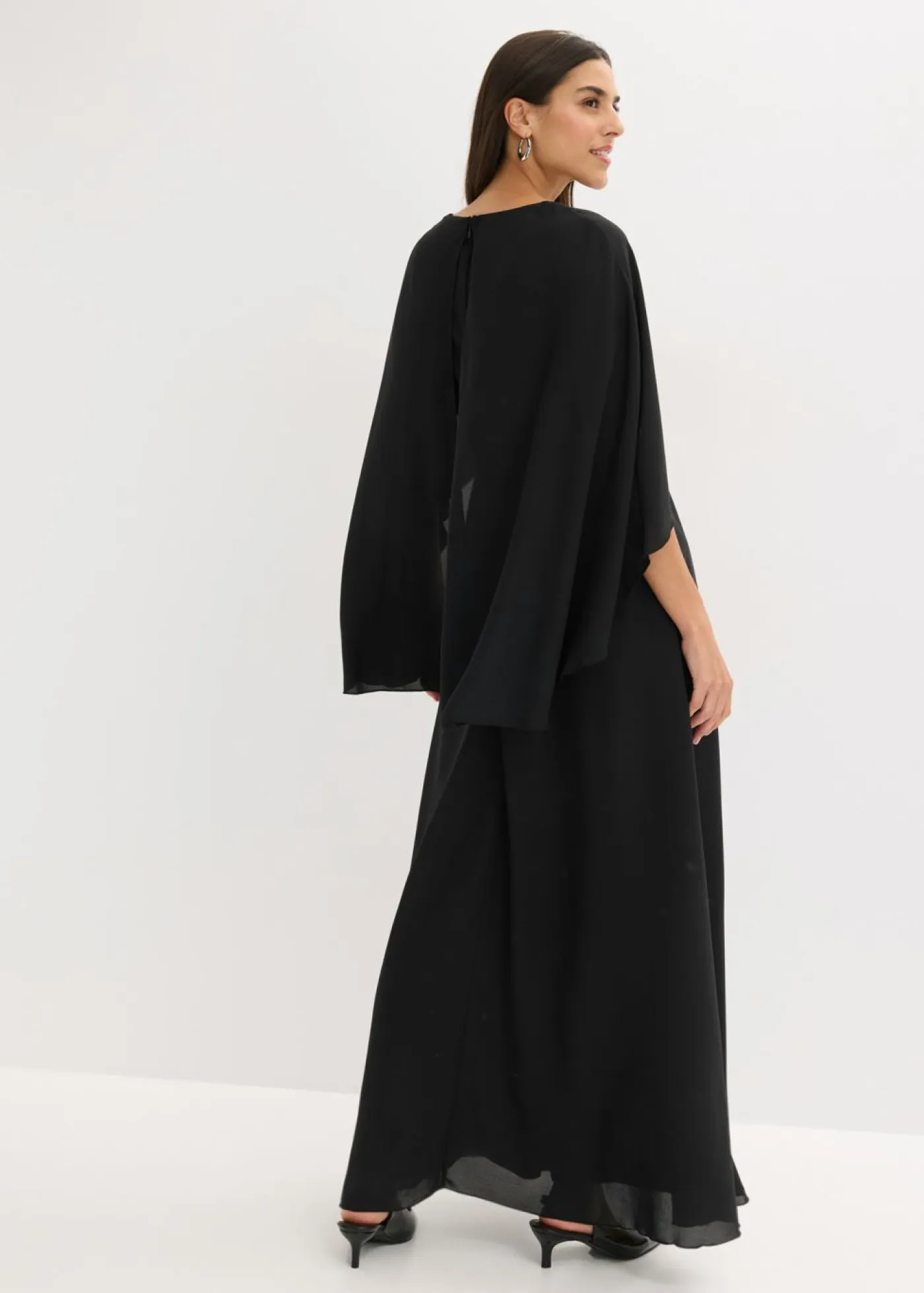 bonprix bonprix Vestidos|Novedades>Vestido de noche de gasa fina con inserto de lentejuelas Negro