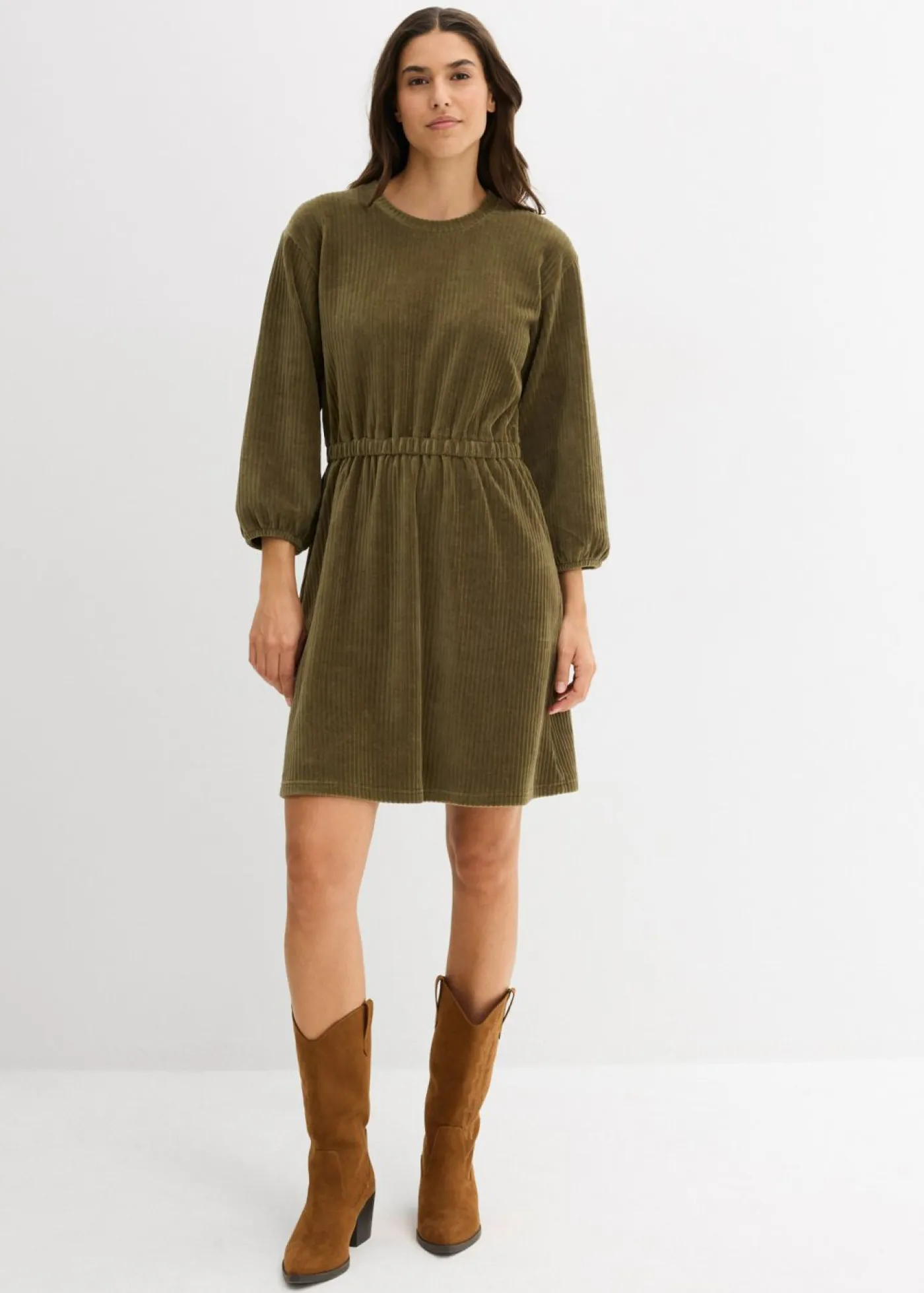 bonprix bonprix Vestidos>Vestido de pana Verde oliva oscuro