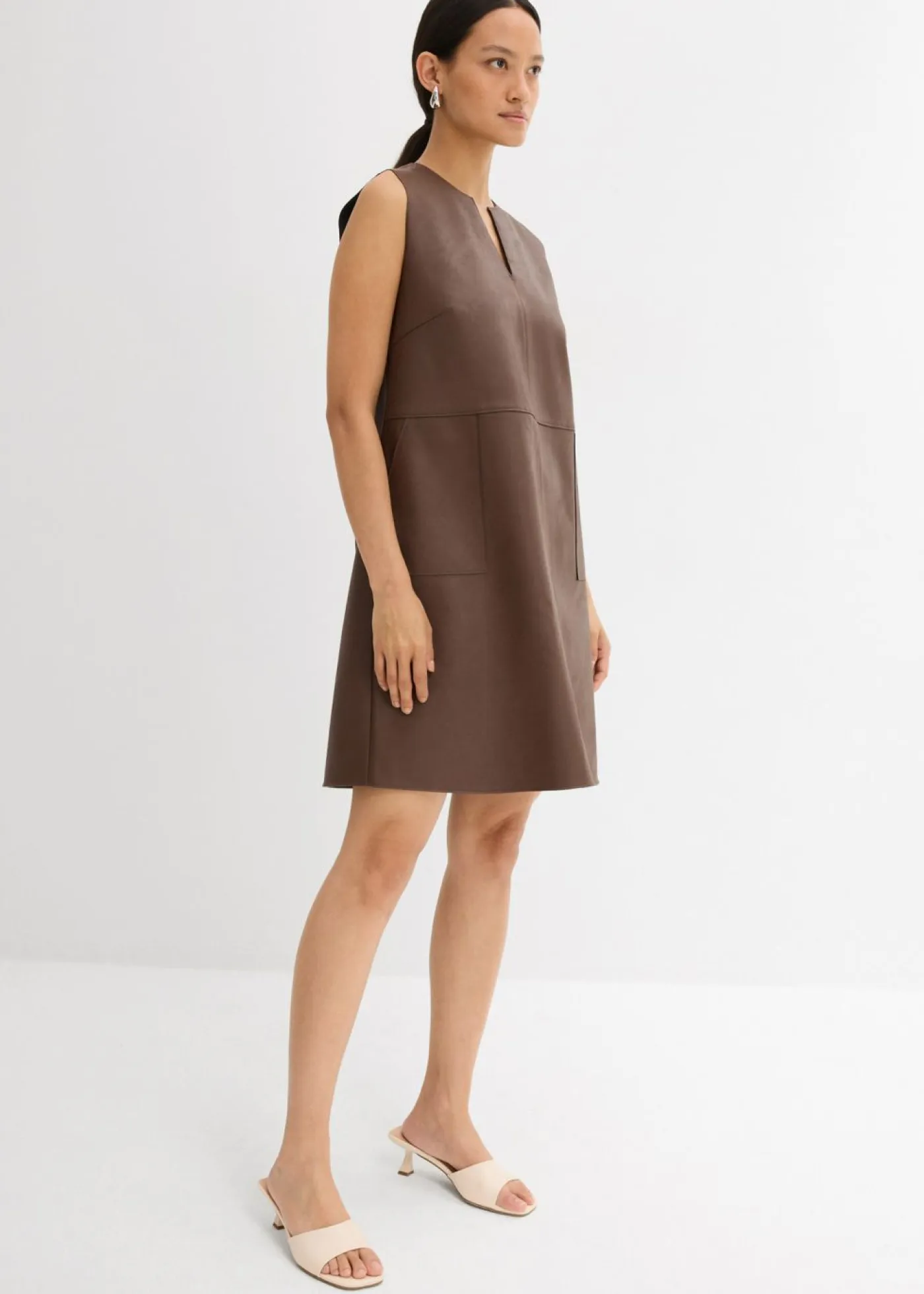 bonprix bonprix Esenciales|Vestidos>Vestido de piel sintética marrón