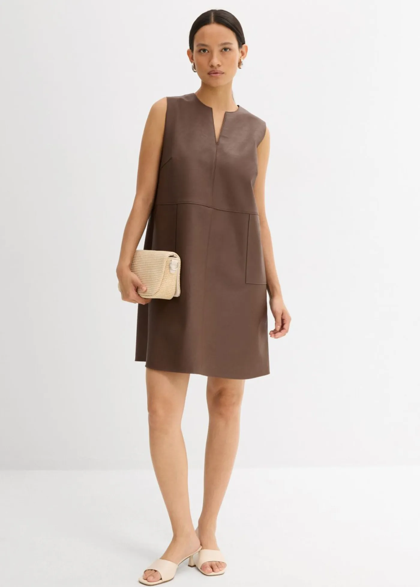 bonprix bonprix Esenciales|Vestidos>Vestido de piel sintética marrón