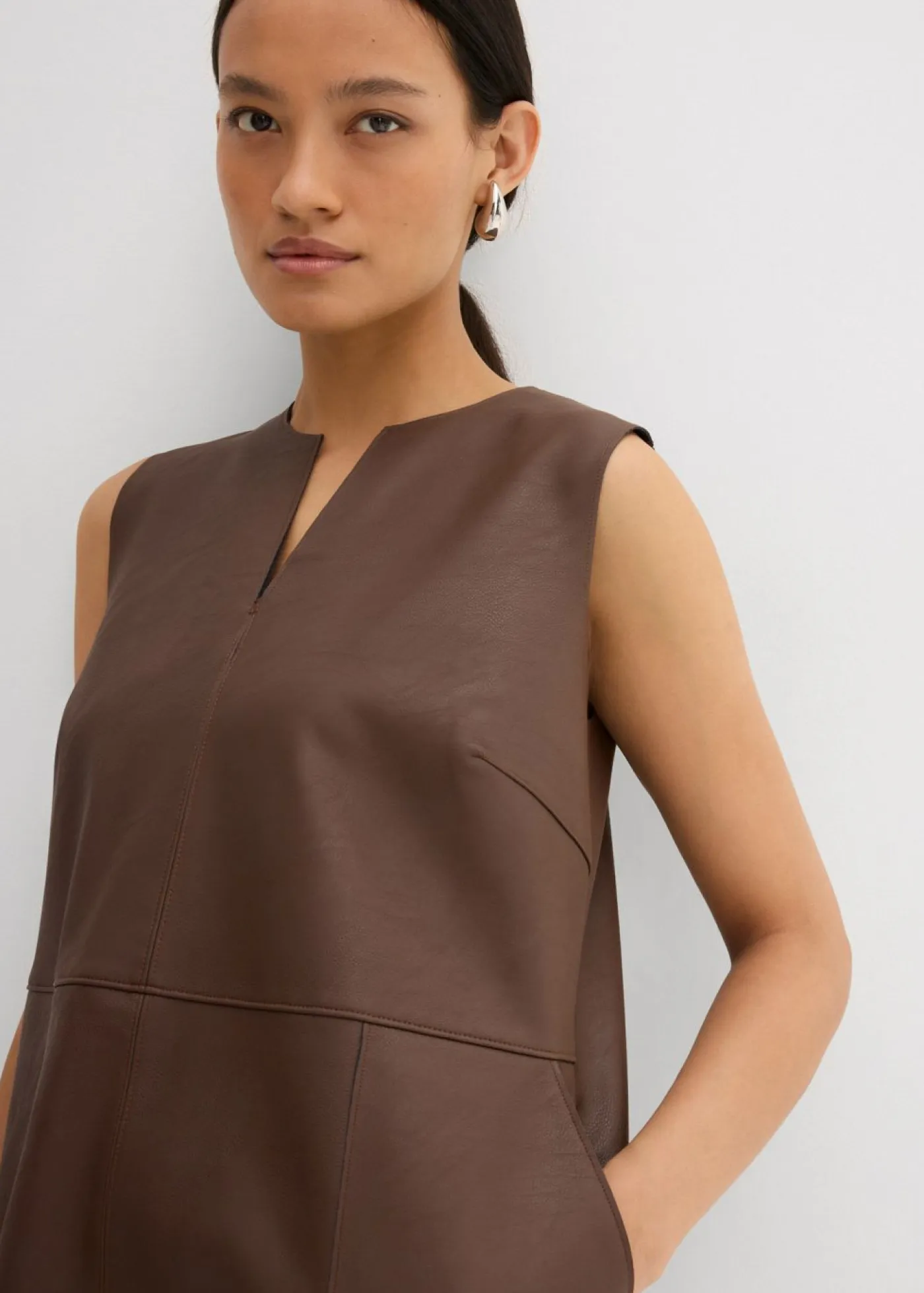 bonprix bonprix Esenciales|Vestidos>Vestido de piel sintética marrón