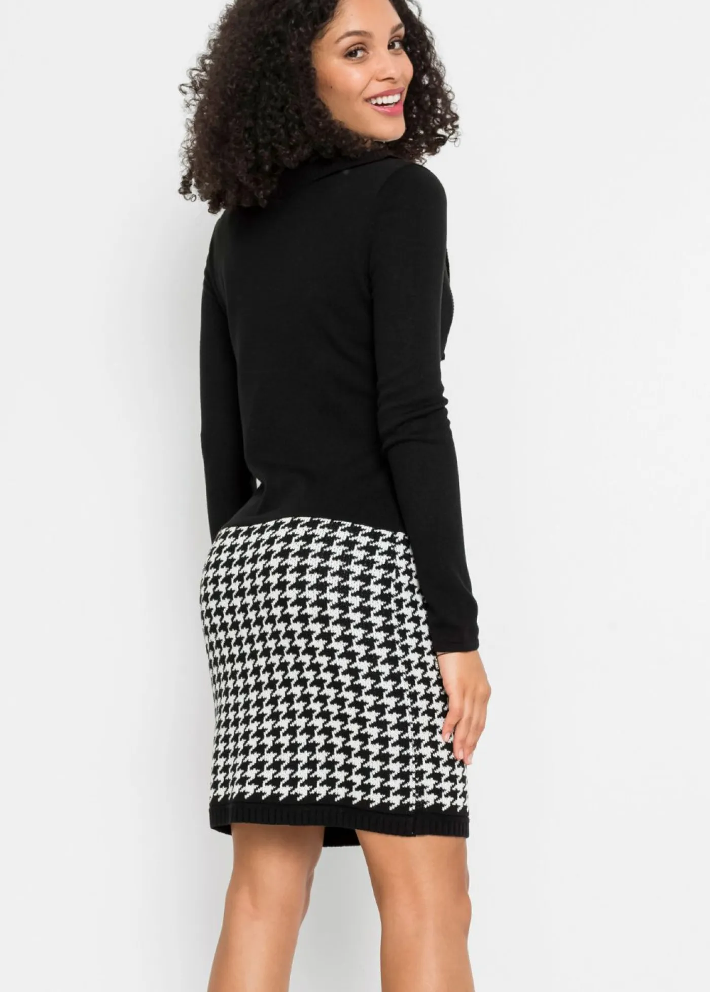 bonprix bonprix Vestidos|Ropa De Punto>Vestido de punto Negro-Blanco lana con estampado gráfico