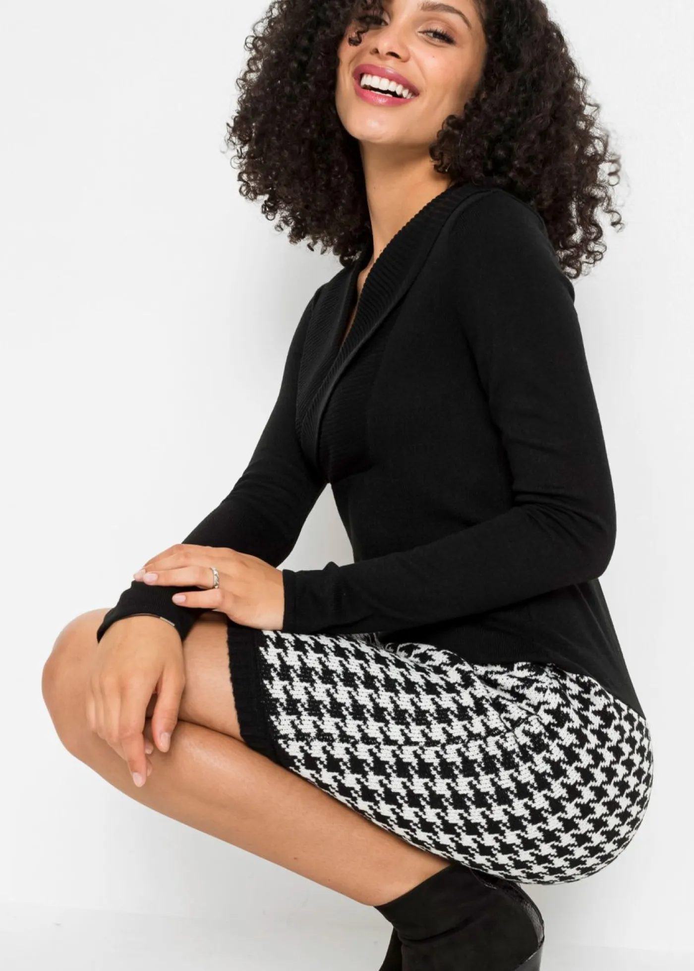 bonprix bonprix Vestidos|Ropa De Punto>Vestido de punto Negro-Blanco lana con estampado gráfico