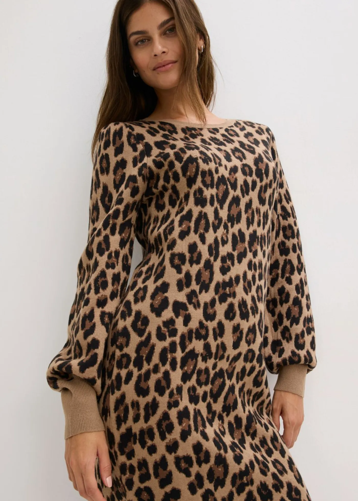 bonprix bonprix Vestidos|Tallas Pequeñas>Vestido de punto Beige con estampado de leopardo