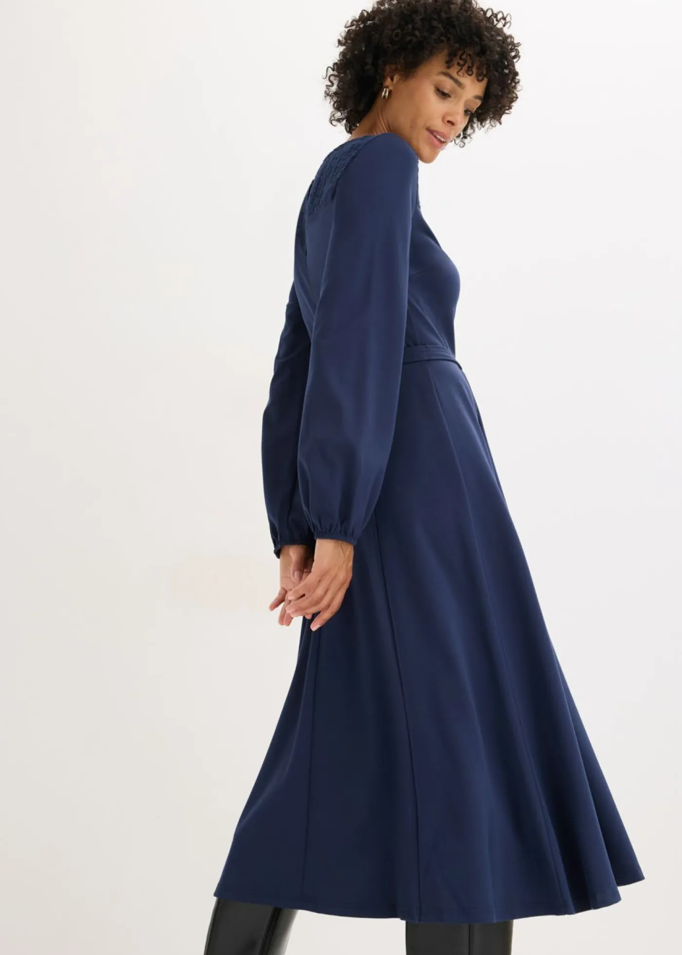 bonprix bonprix Vestidos>Vestido de punto con encaje Azul marino