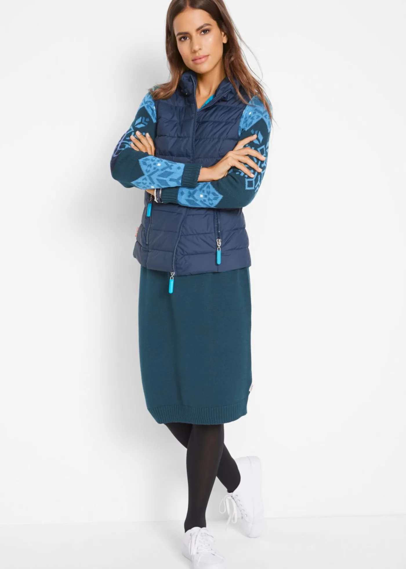 bonprix bonprix Vestidos|Ropa De Punto>Vestido de punto con estampado invernal Azul oscuro con estampado invernal