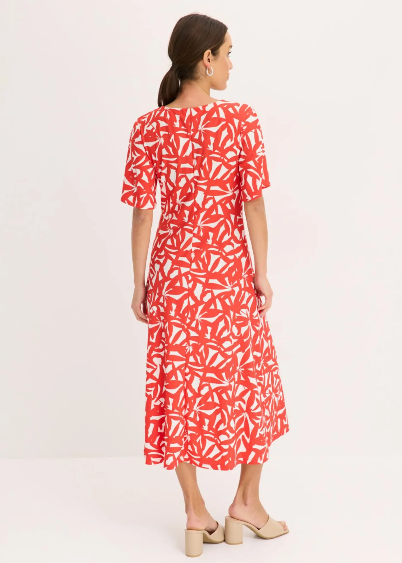 bonprix bonprix Vestidos>Vestido de punto con fruncido Fresa-blanco lana estampado