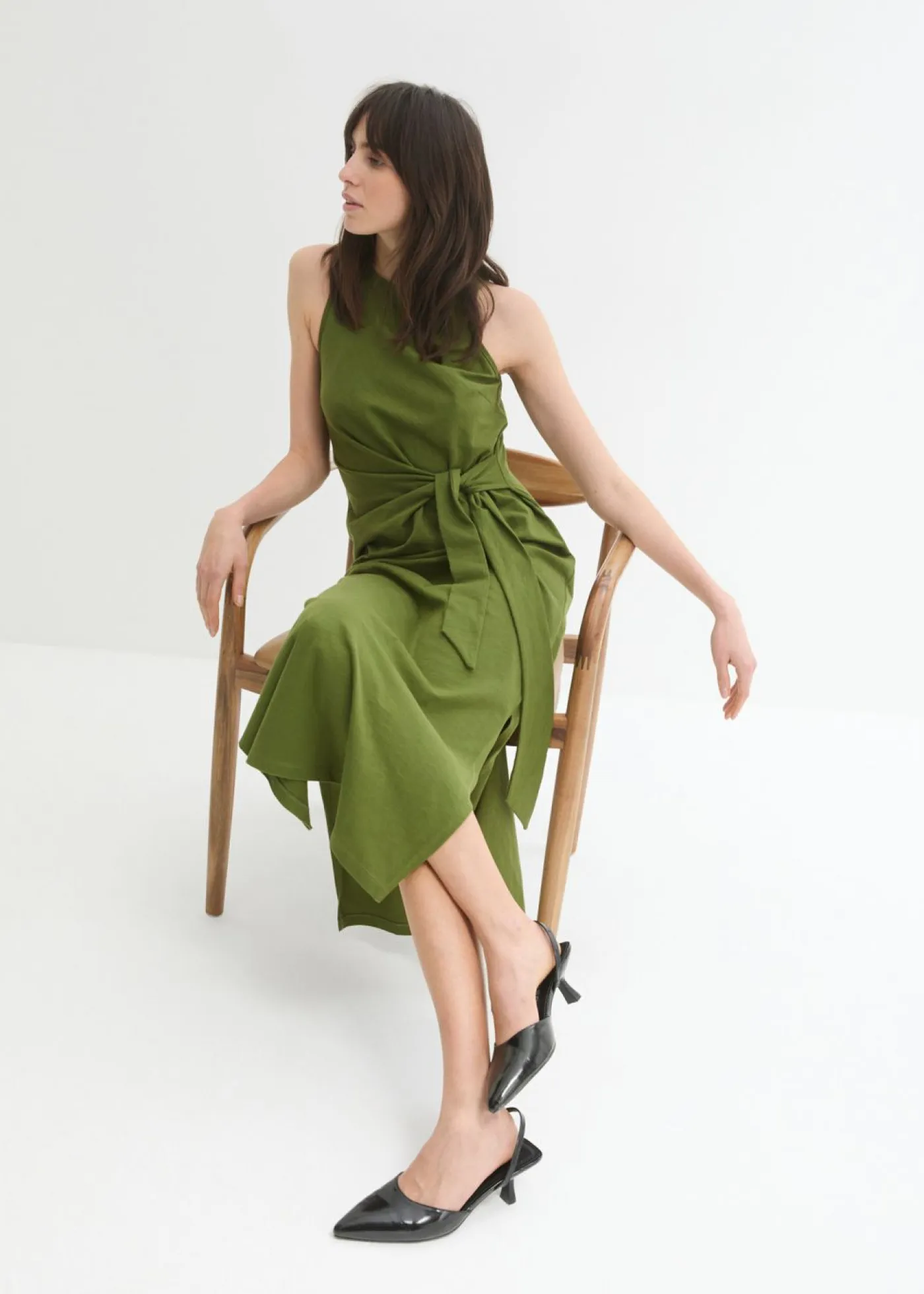 bonprix bonprix Vestidos>Vestido de punto con nudo Musgo oscuro