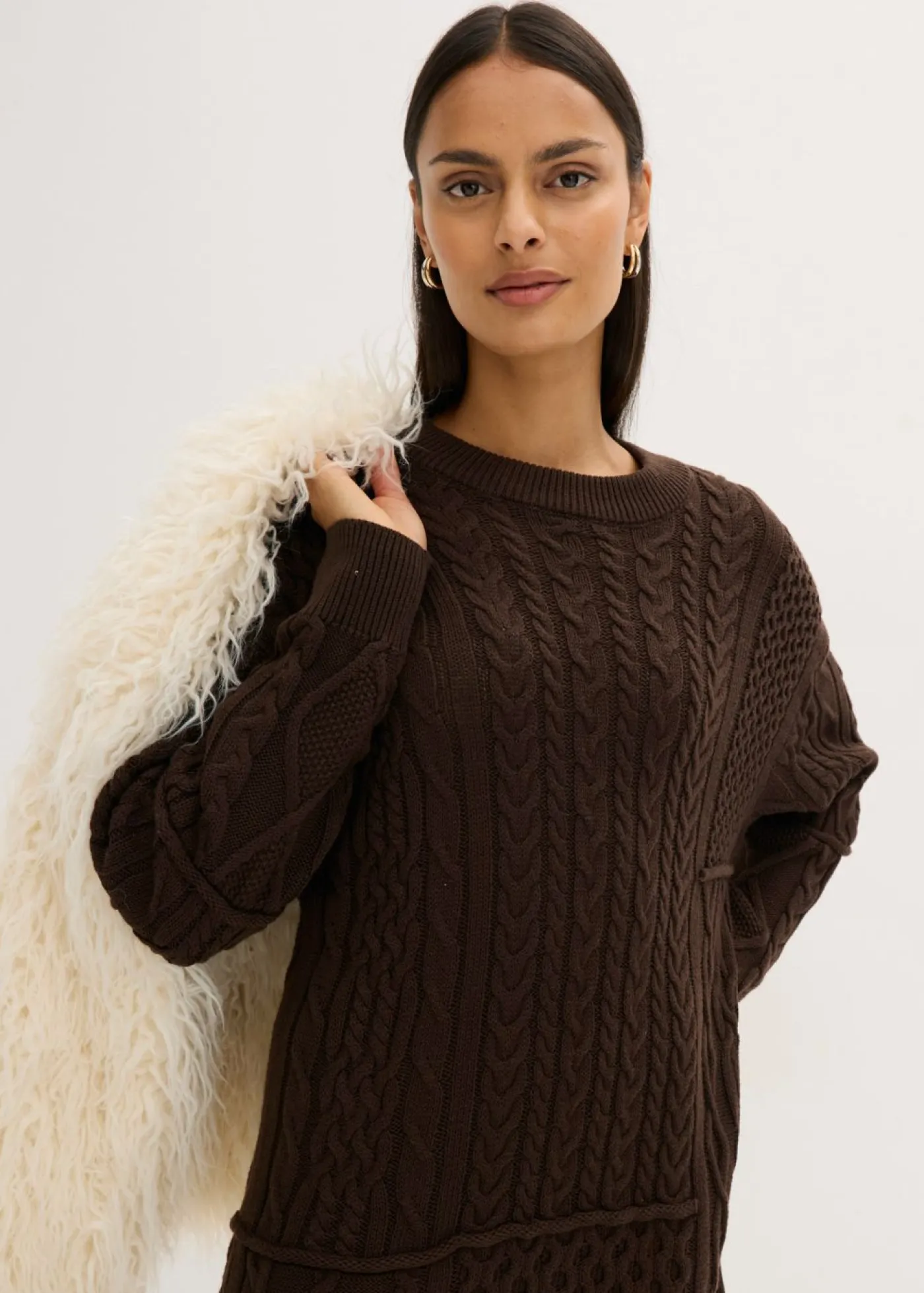 Mujer bonprix bonprix Vestido de punto con patrón trenzado