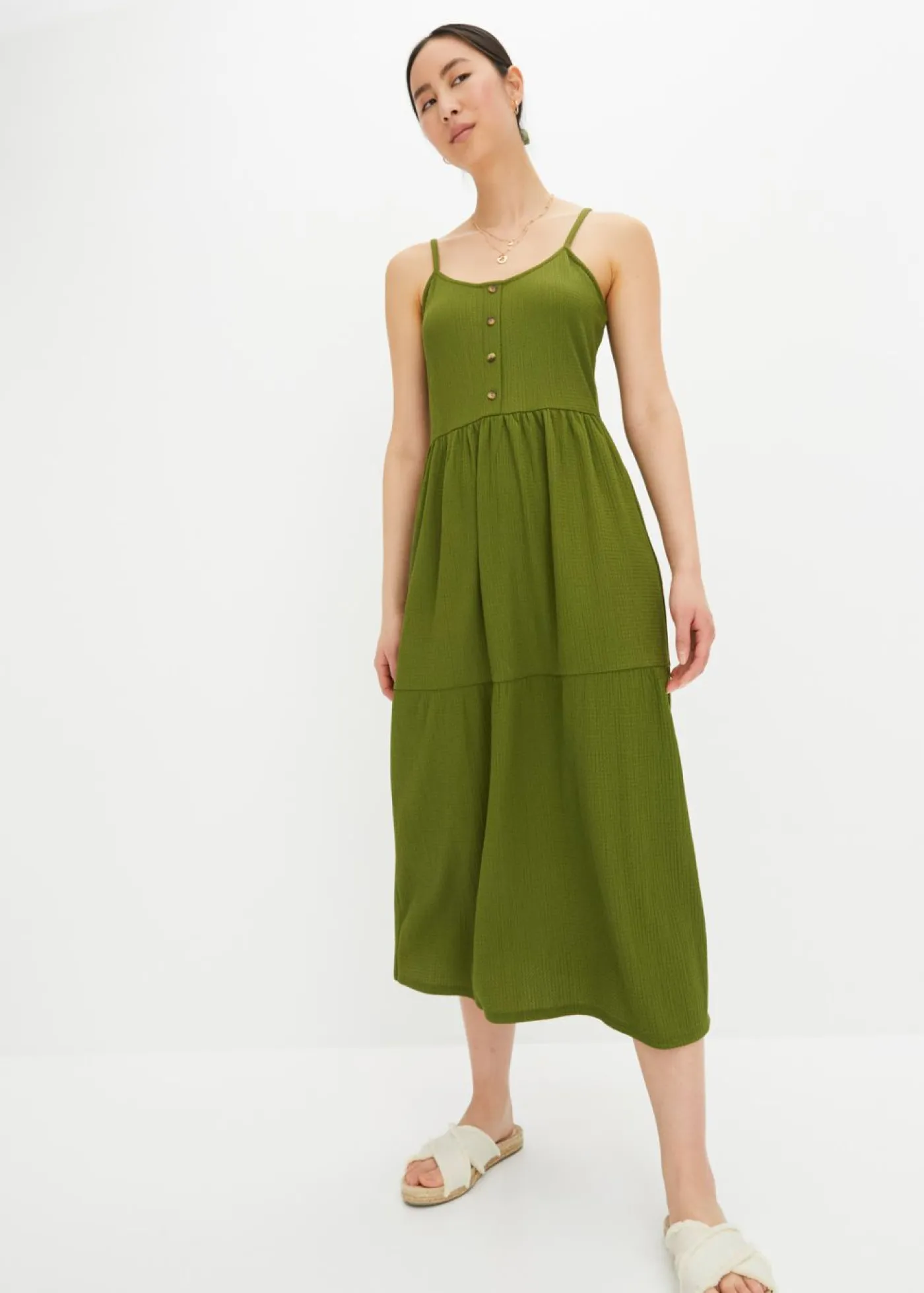 Mujer bonprix bonprix Vestido de punto con volantes y botones decorativos