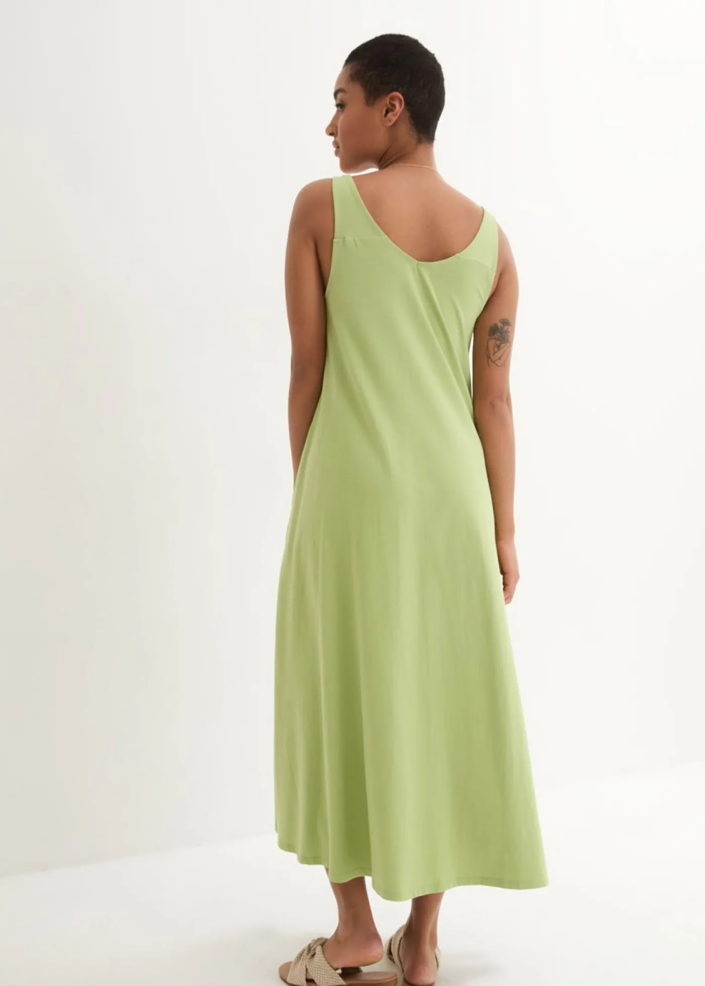 bonprix bonprix Vestidos>Vestido de punto de algodón puro Verde pera