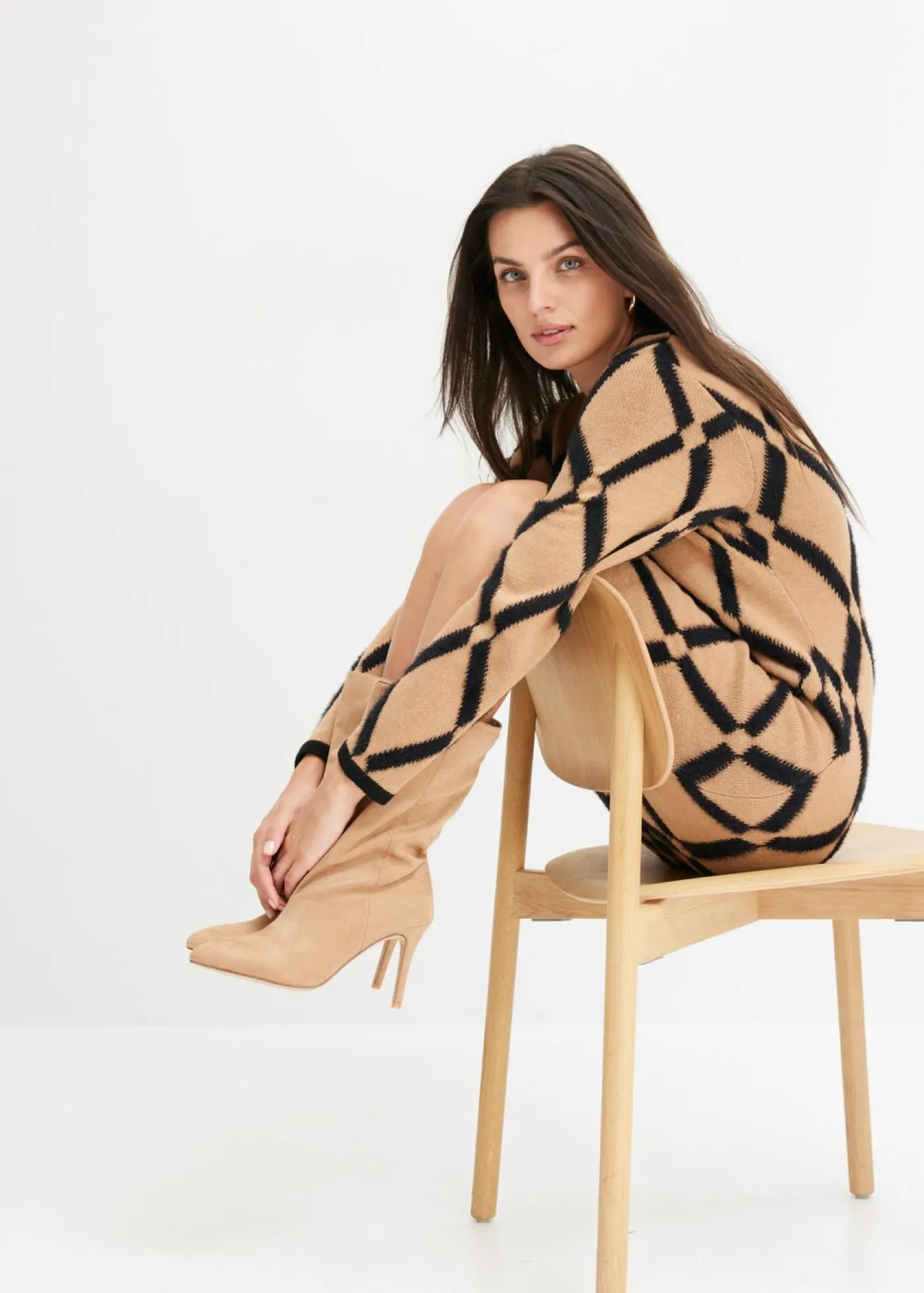 Mujer bonprix bonprix Vestido de punto de hilo metálico con estampado de rombos