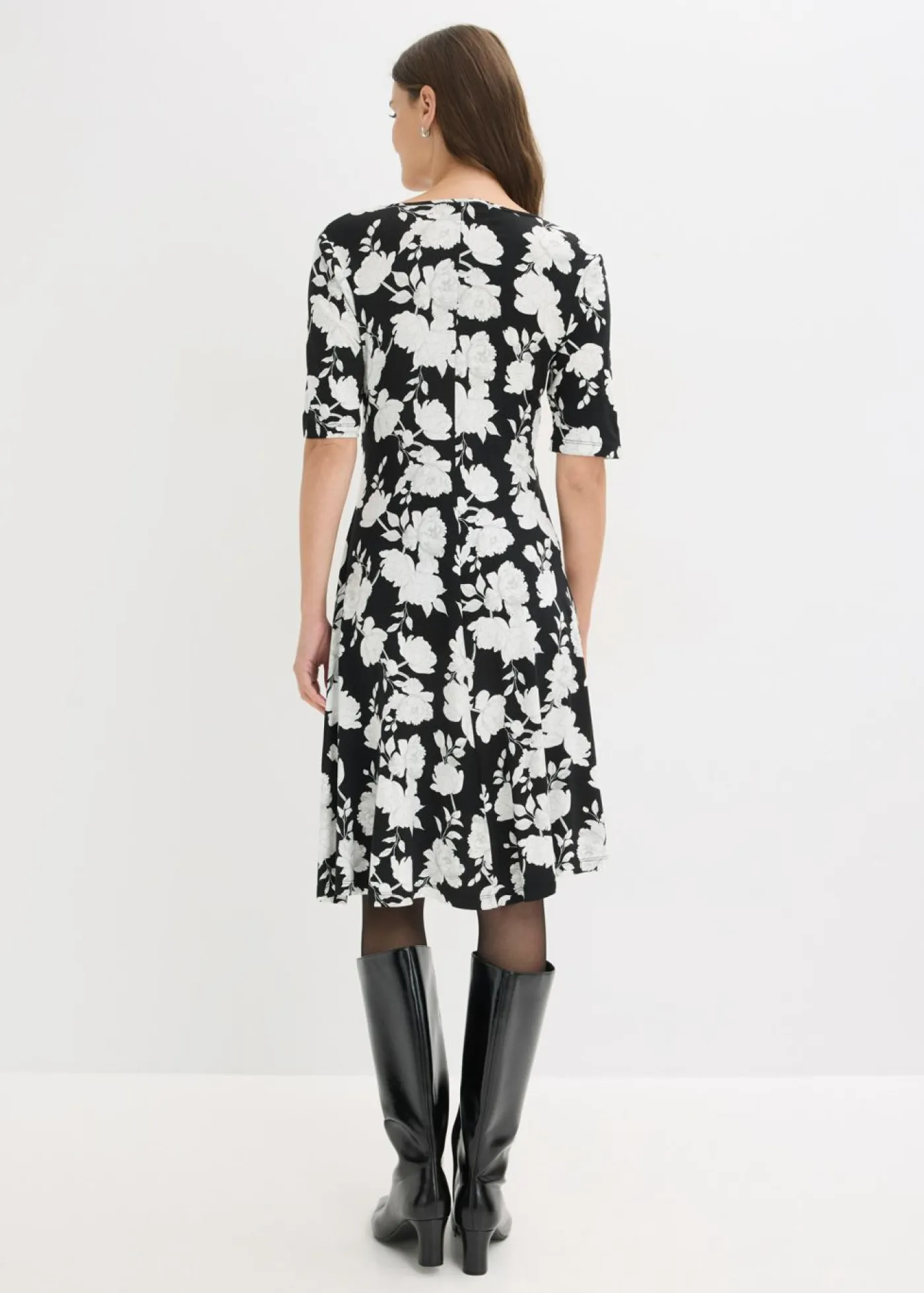 bonprix bonprix Vestidos>Vestido de punto de mezcla de viscosa con drapeado Negro de flores