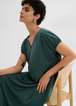 Mujer bonprix bonprix Vestido de punto de mezcla de viscosa con escote en V