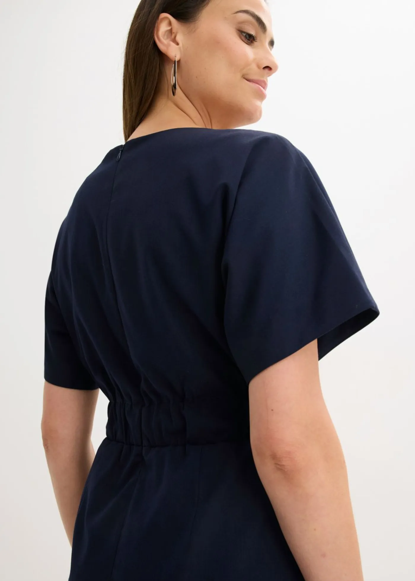 Mujer bonprix bonprix Vestido de tubo con mangas tipo murciélago