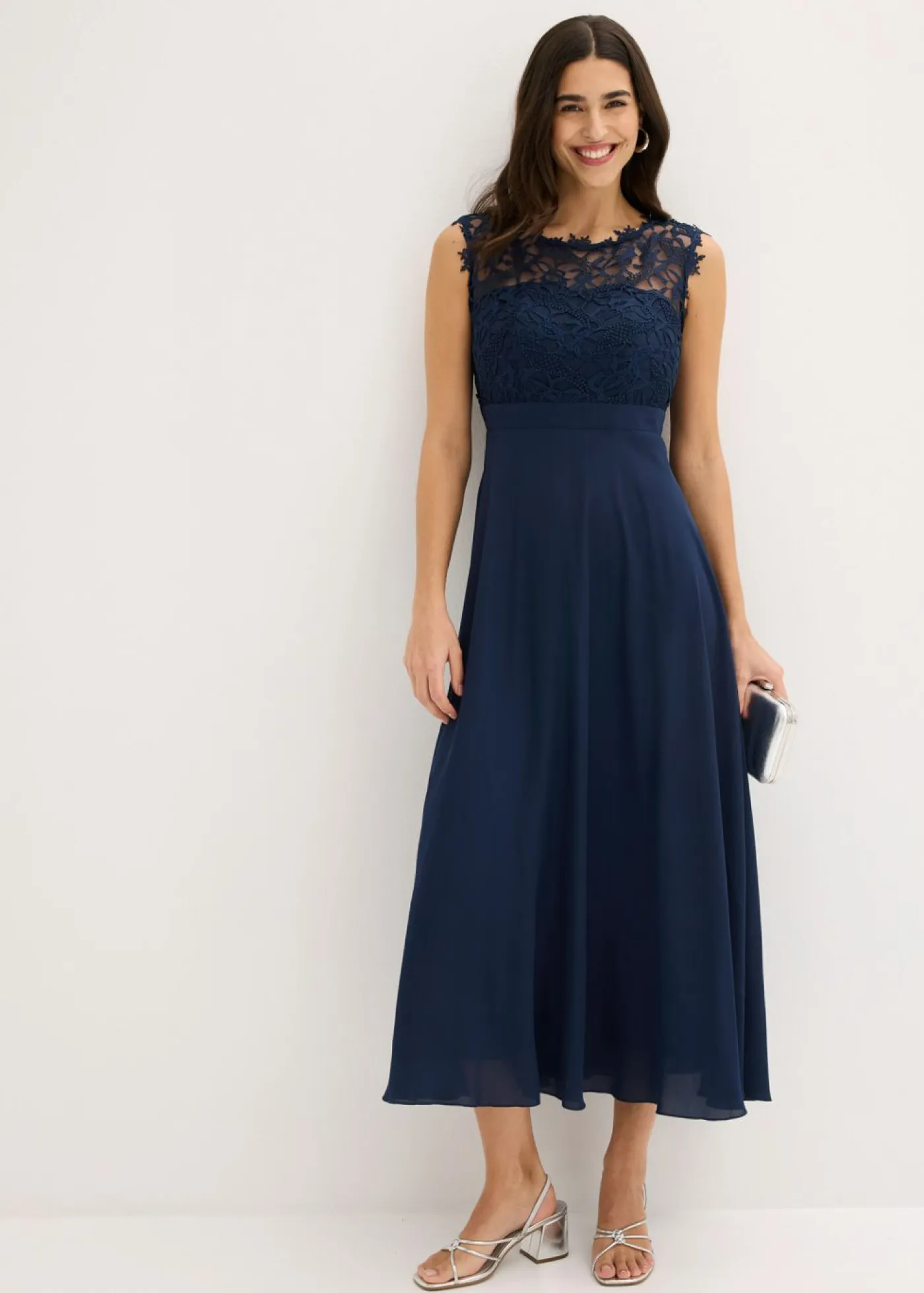 bonprix bonprix Vestidos|Novedades>Vestido largo con encaje Azul marino