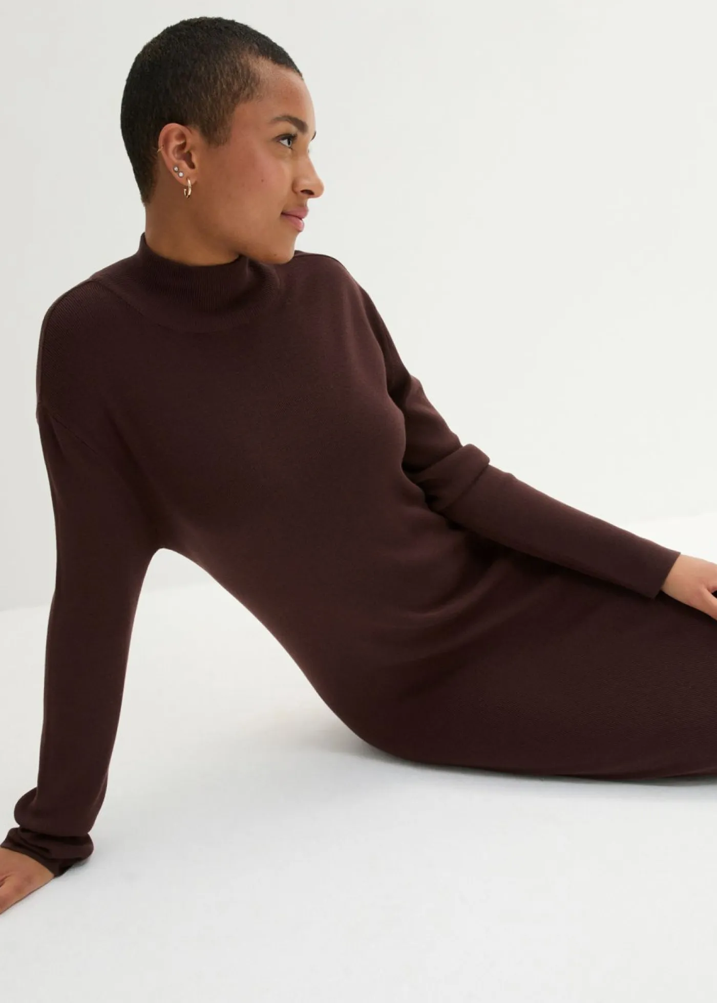 bonprix bonprix Vestidos|Ropa De Punto>Vestido largo de punto fino de mezcla de viscosa fluida Marrón tierra