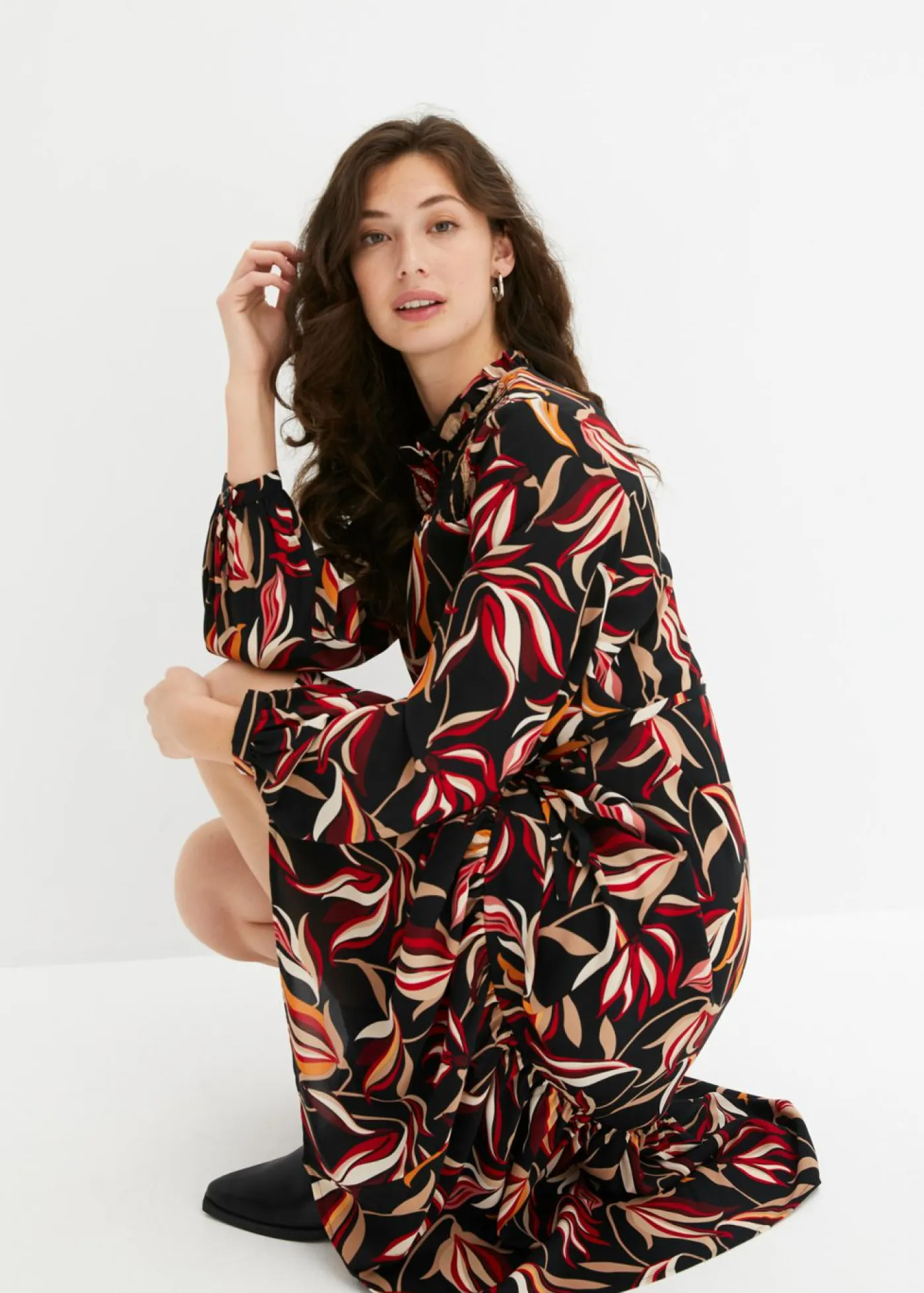 bonprix bonprix Vestidos>Vestido midi Negro con flores