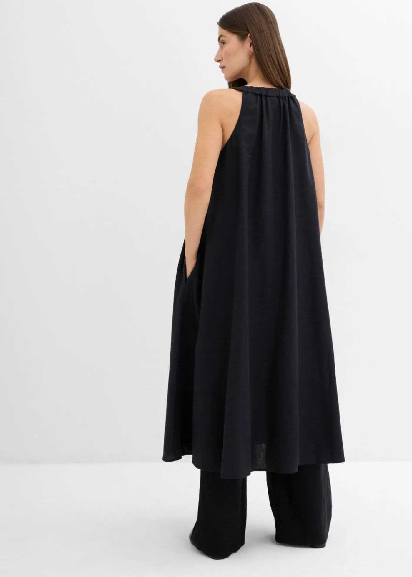 bonprix bonprix Esenciales|Vestidos>Vestido midi acampanado de mezcla de viscosa Negro