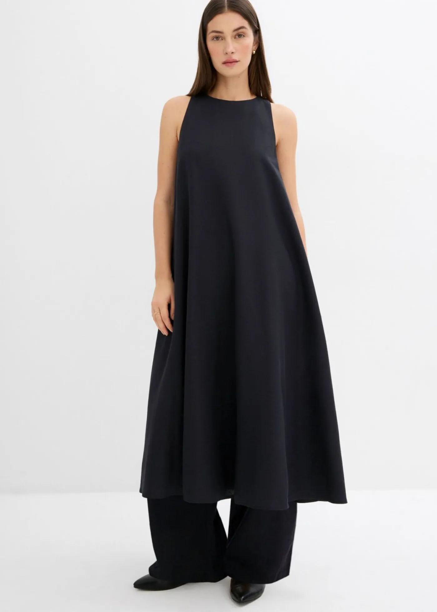 bonprix bonprix Esenciales|Vestidos>Vestido midi acampanado de mezcla de viscosa Negro