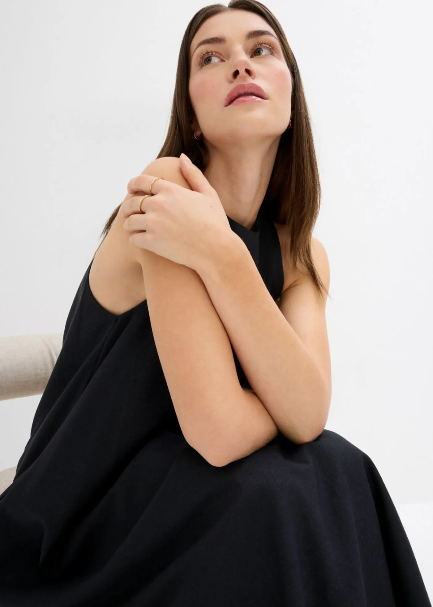 bonprix bonprix Esenciales|Vestidos>Vestido midi acampanado de mezcla de viscosa Negro