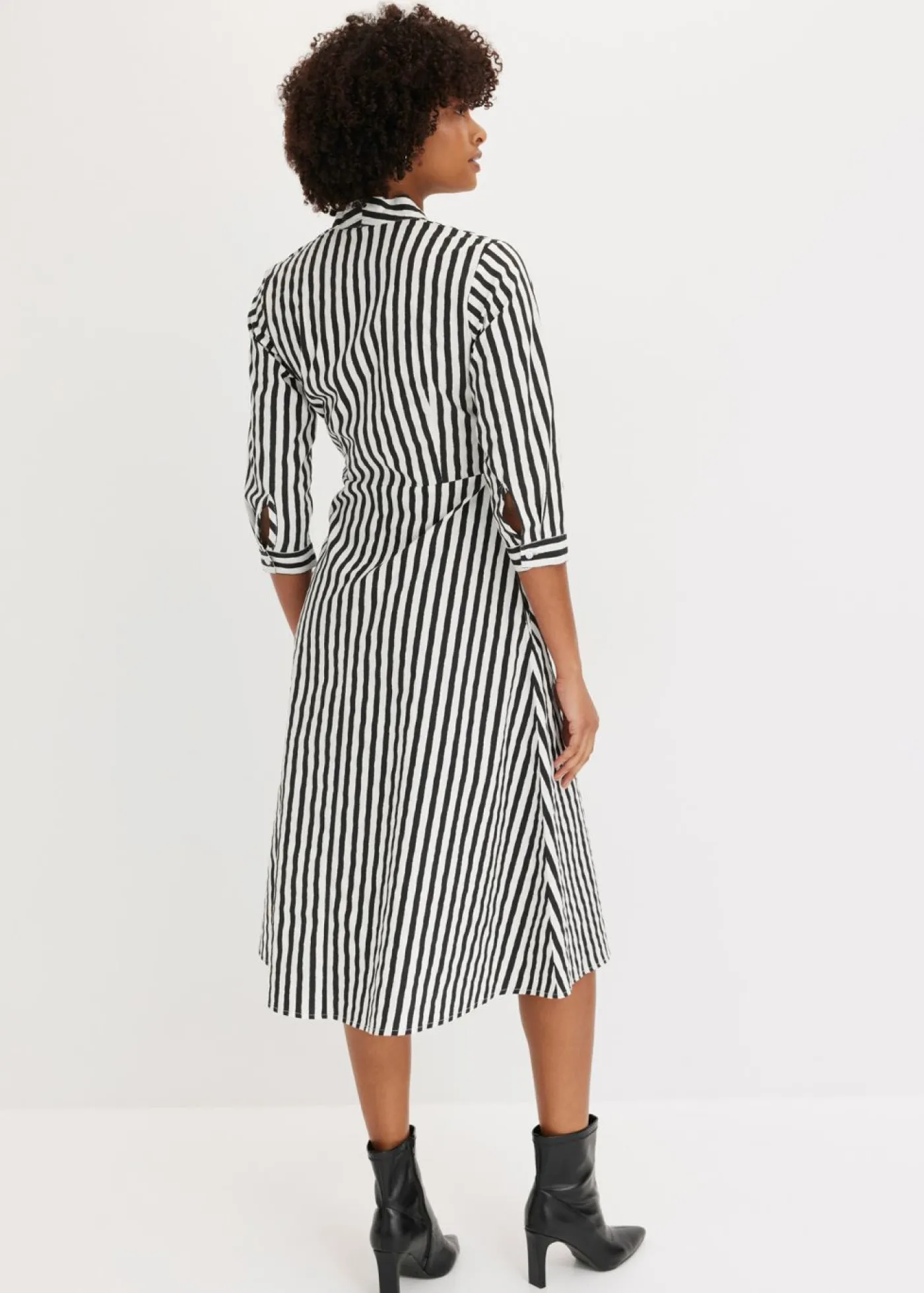 bonprix bonprix Vestidos>Vestido midi con cordón Blanco lana-negro de rayas