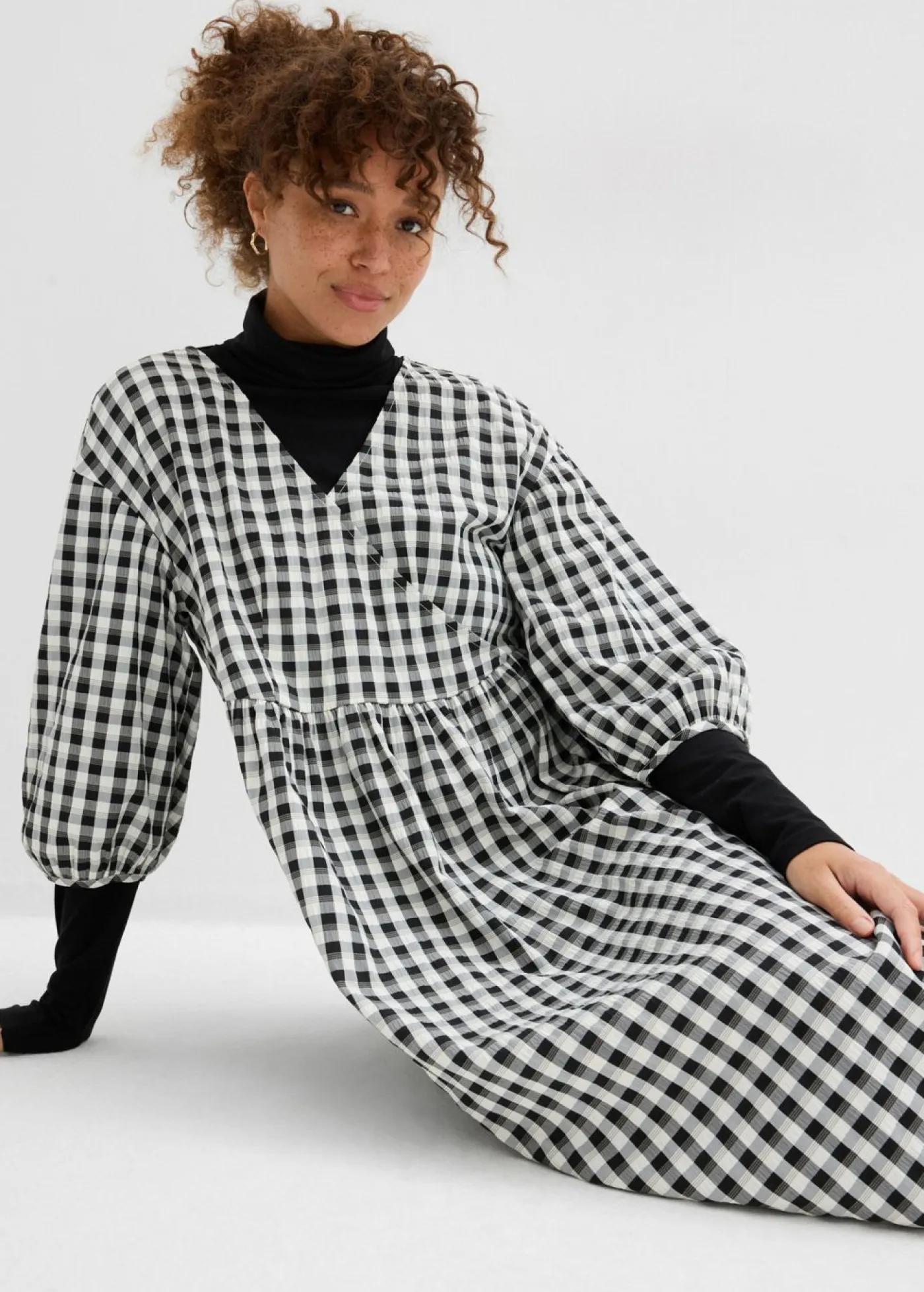 Mujer bonprix bonprix Vestido midi con corte holgado