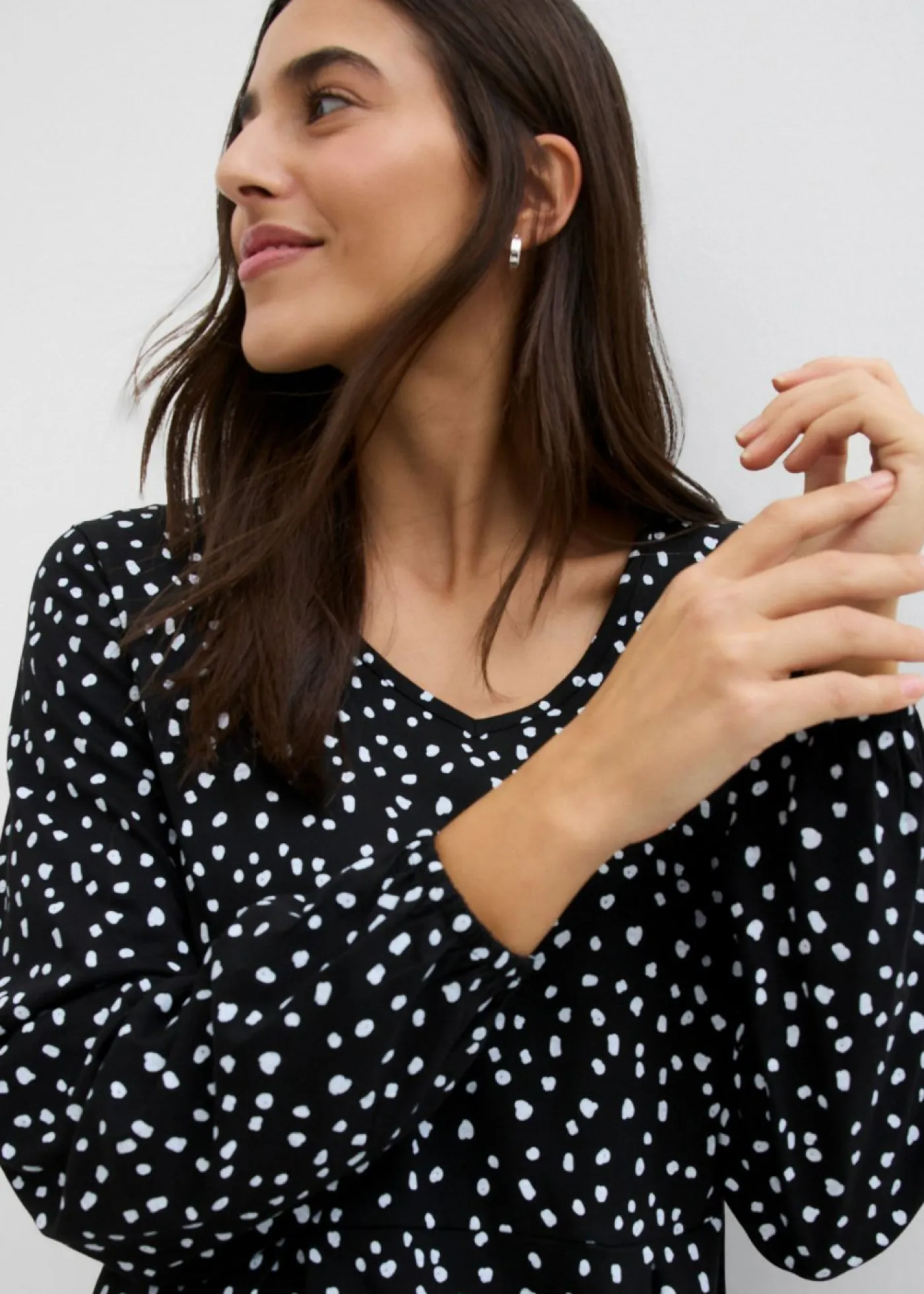 bonprix bonprix Vestidos>Vestido midi de punto de algodón negro-blanco lana topos