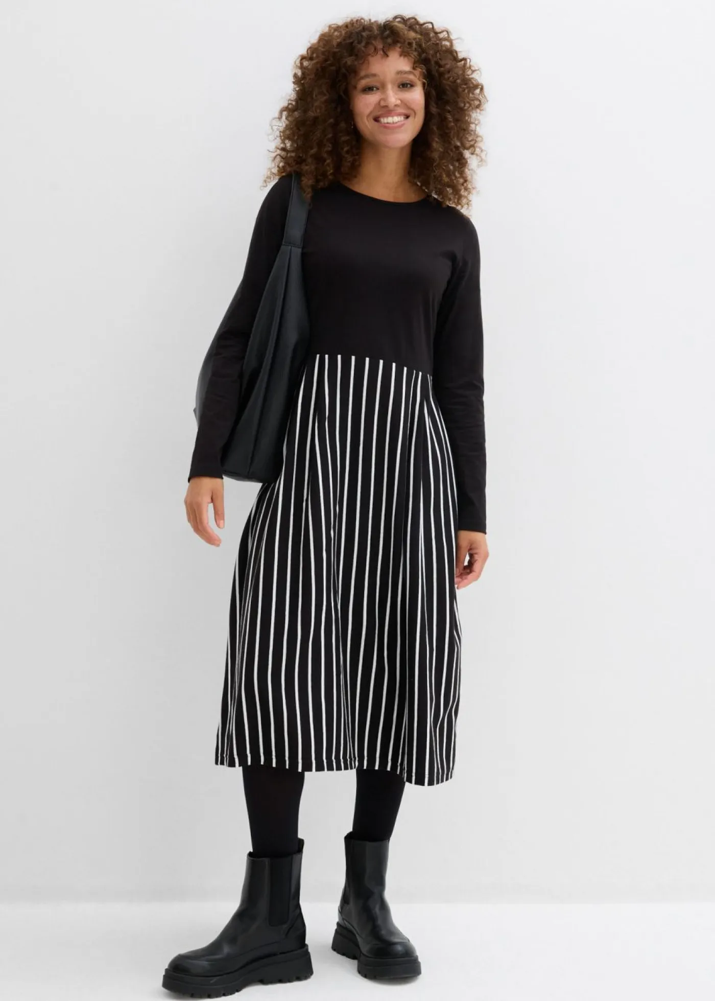 bonprix bonprix Vestidos|Tallas Pequeñas>Vestido midi de punto de algodón negro-blanco lana con rayas