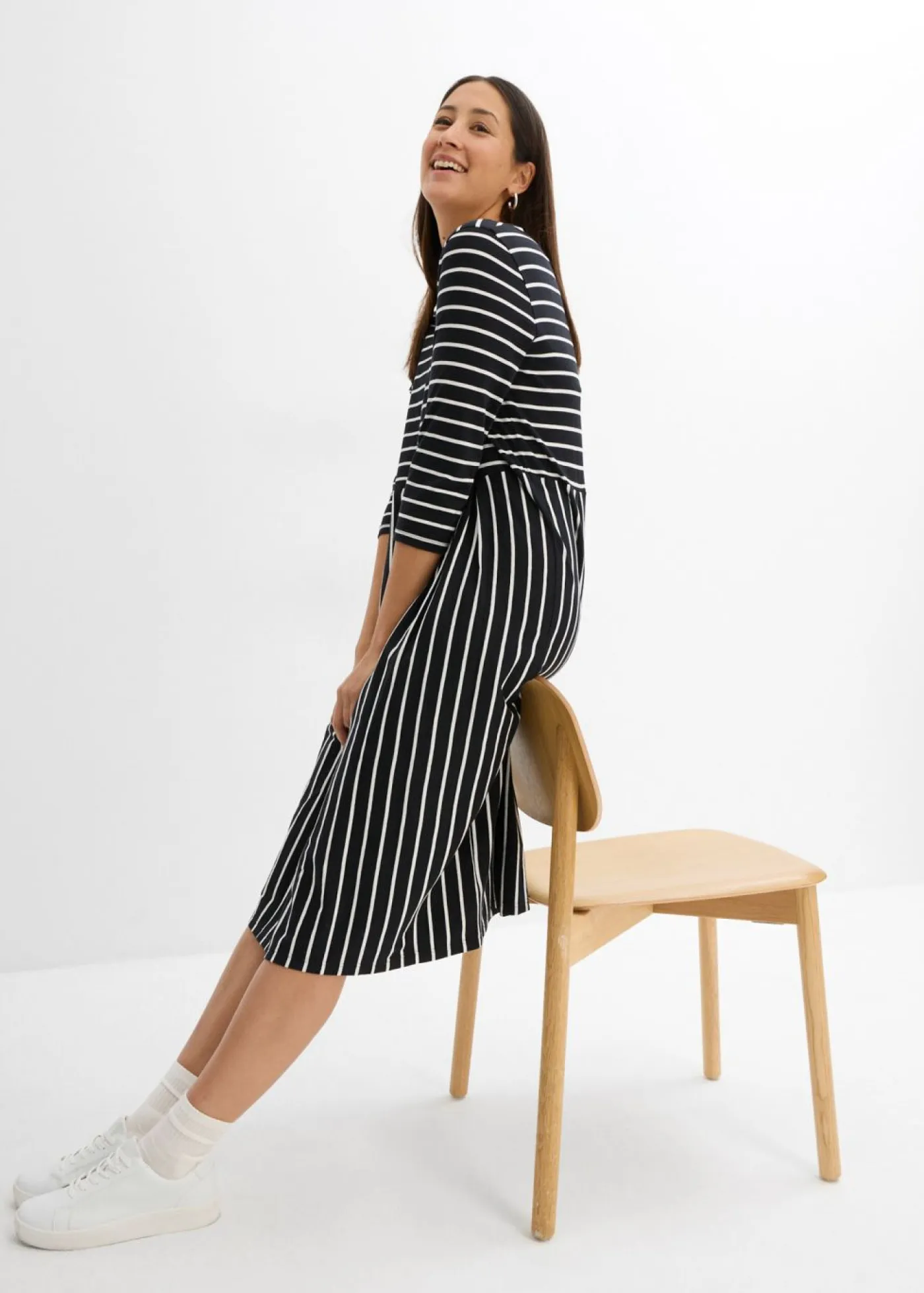 bonprix bonprix Vestidos>Vestido midi de punto de algodón negro-blanco lana con rayas