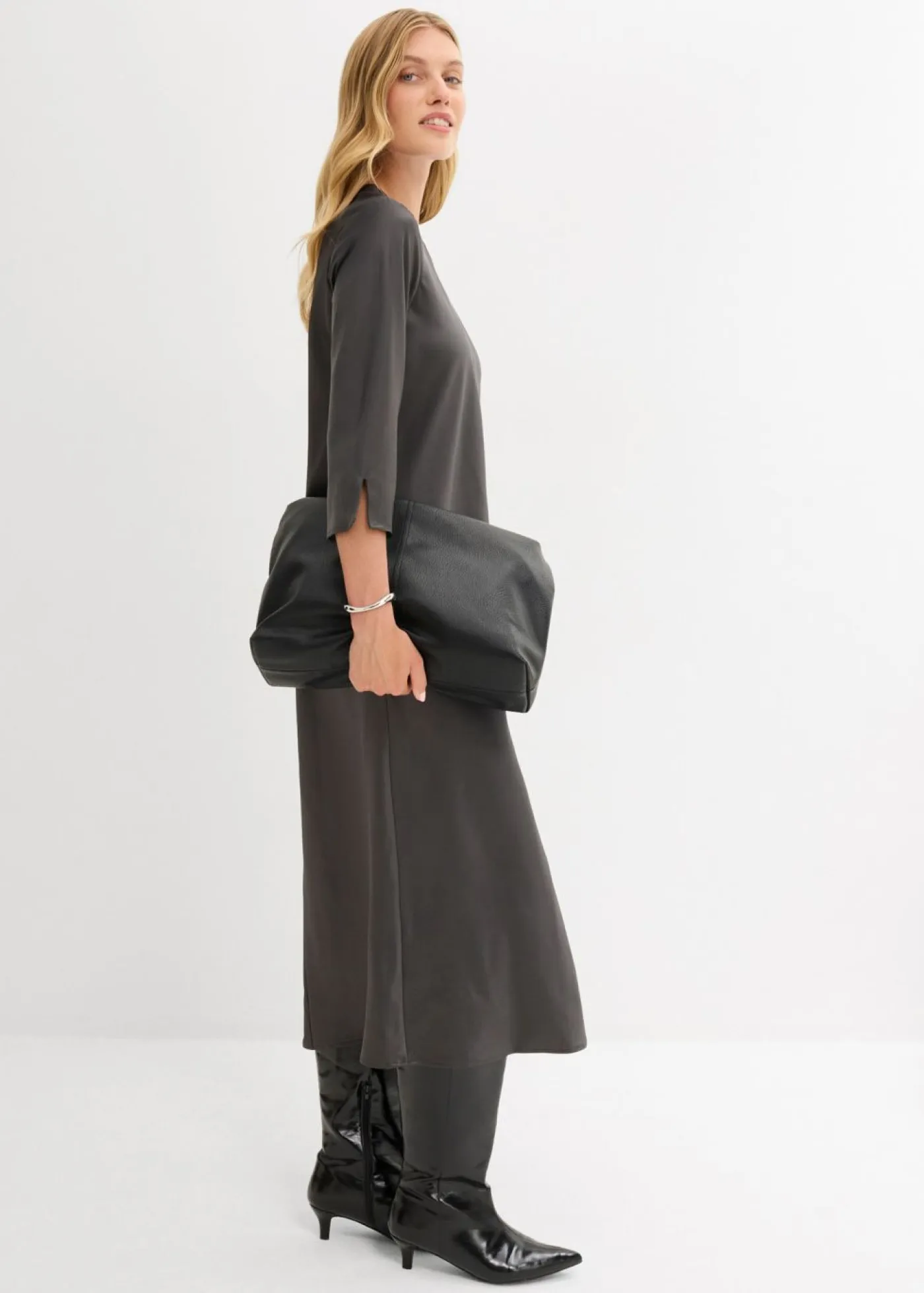 Mujer bonprix bonprix Vestido midi de satén brillante