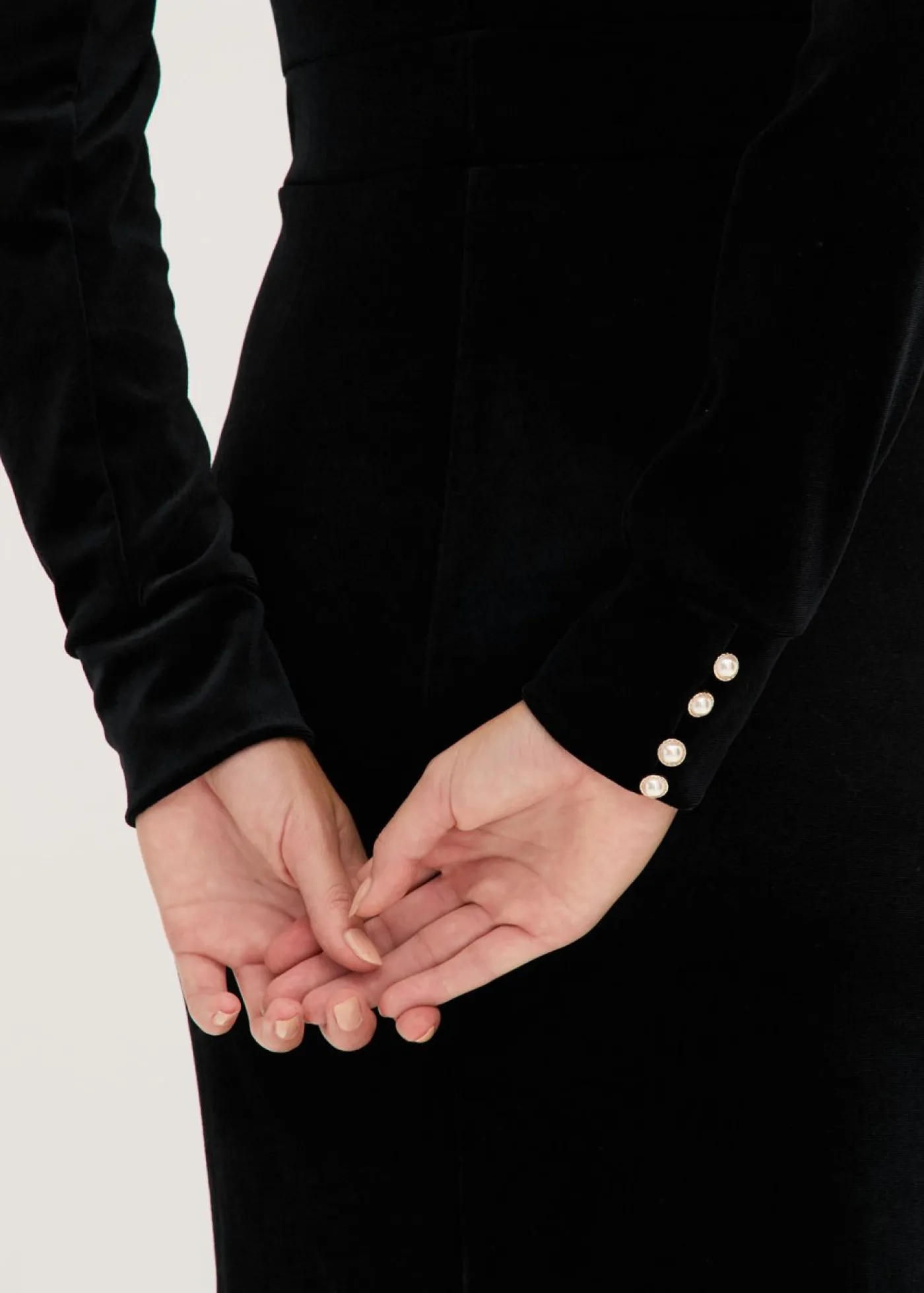 bonprix bonprix Vestidos>Vestido midi de terciopelo fluido Negro