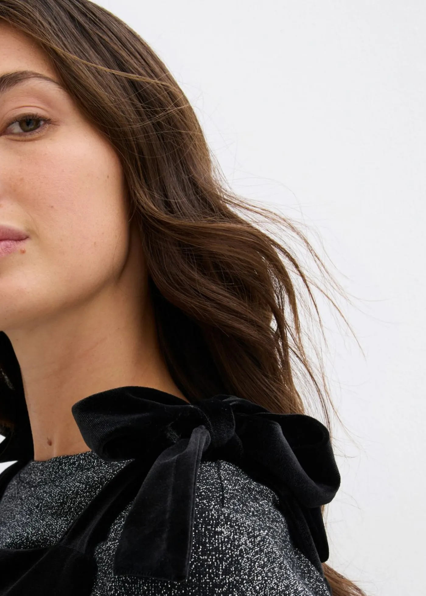 bonprix bonprix Vestidos>Vestido mini de terciopelo suave Negro