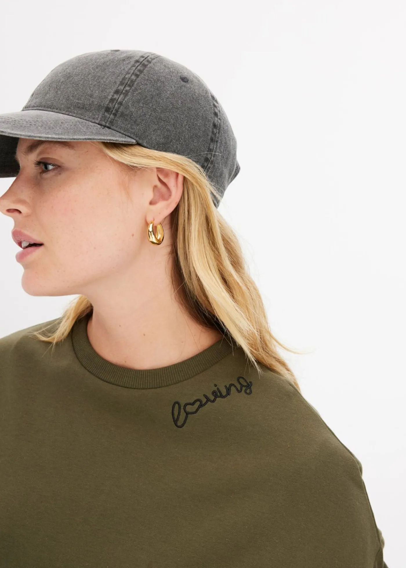 bonprix bonprix Ropa Cómoda|Vestidos>Vestido oversize tipo sudadera Verde oliva oscuro