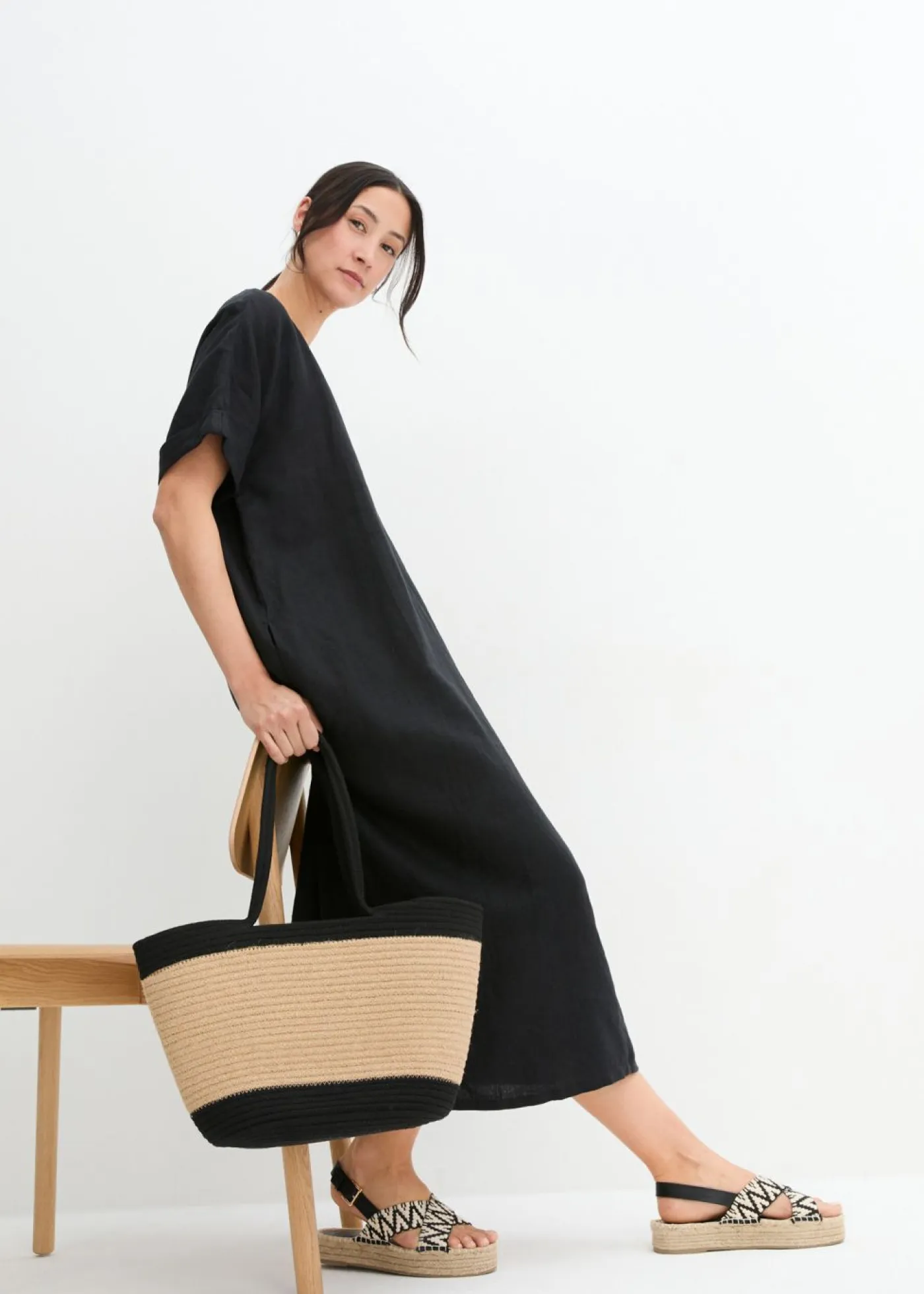 bonprix bonprix Premium|Vestidos>Vestido tipo caftán de lino puro Negro