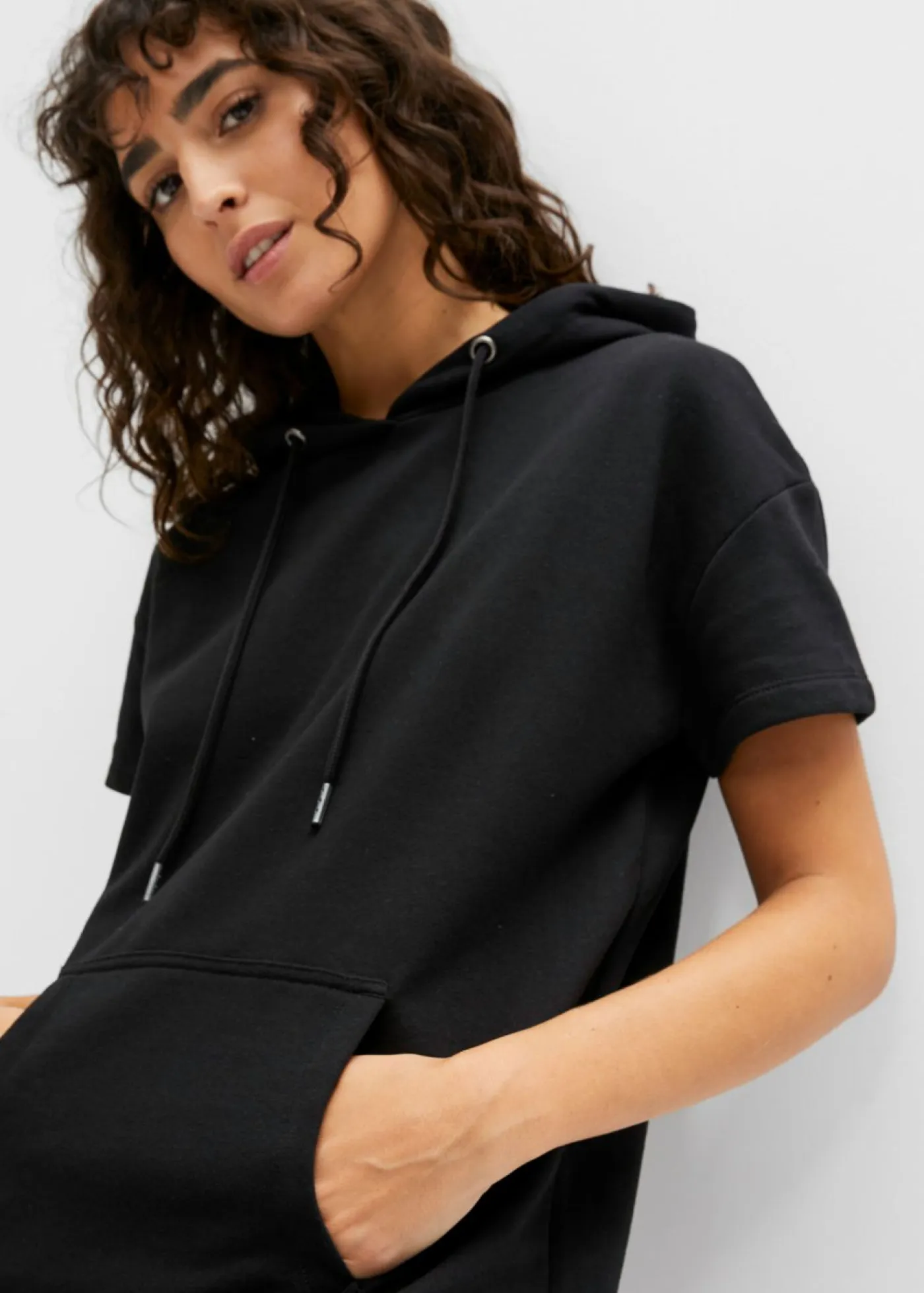 Mujer bonprix bonprix Vestido tipo sudadera con capucha