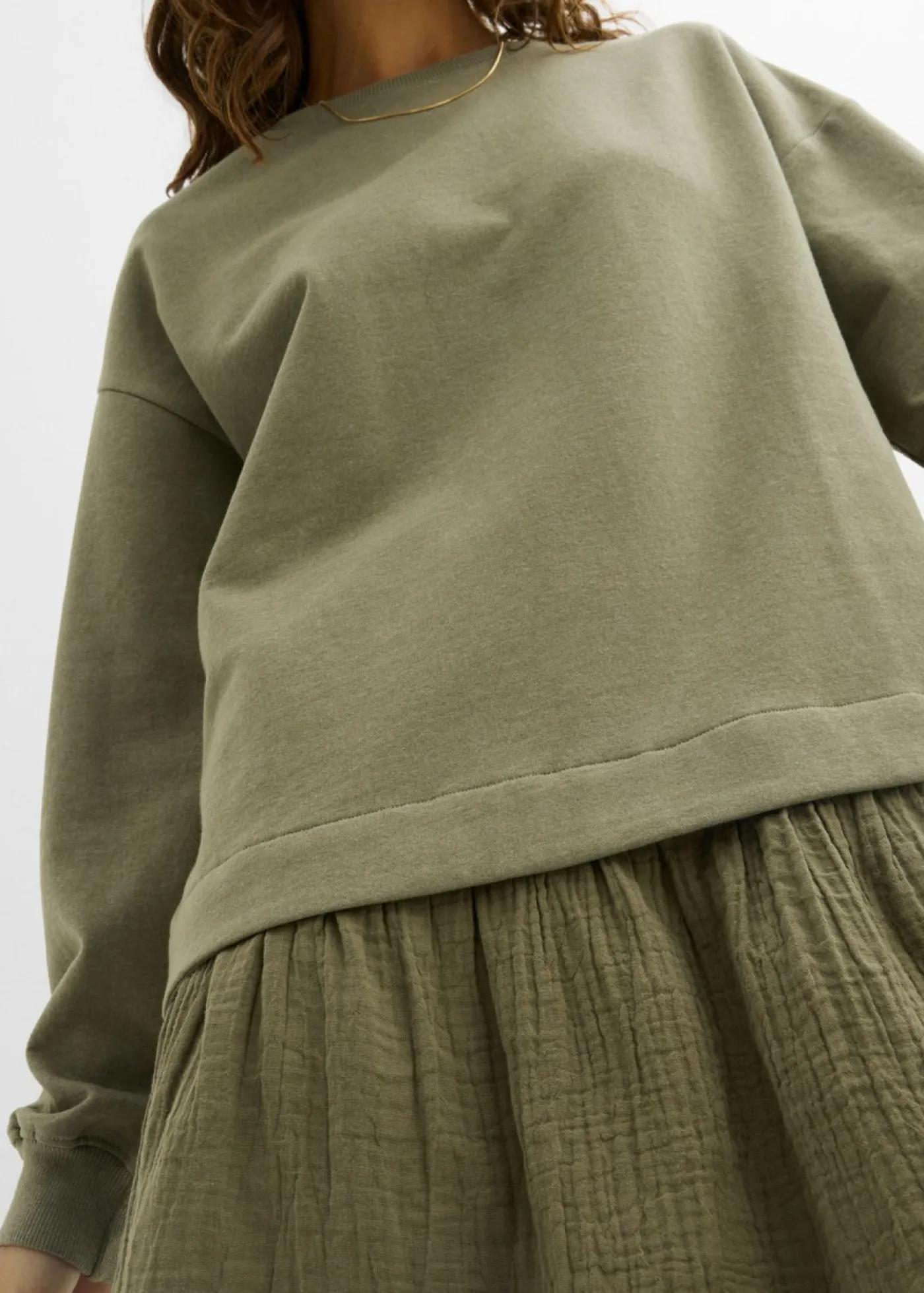 bonprix bonprix Ropa Cómoda|Vestidos>Vestido tipo sudadera con falda Verde oliva