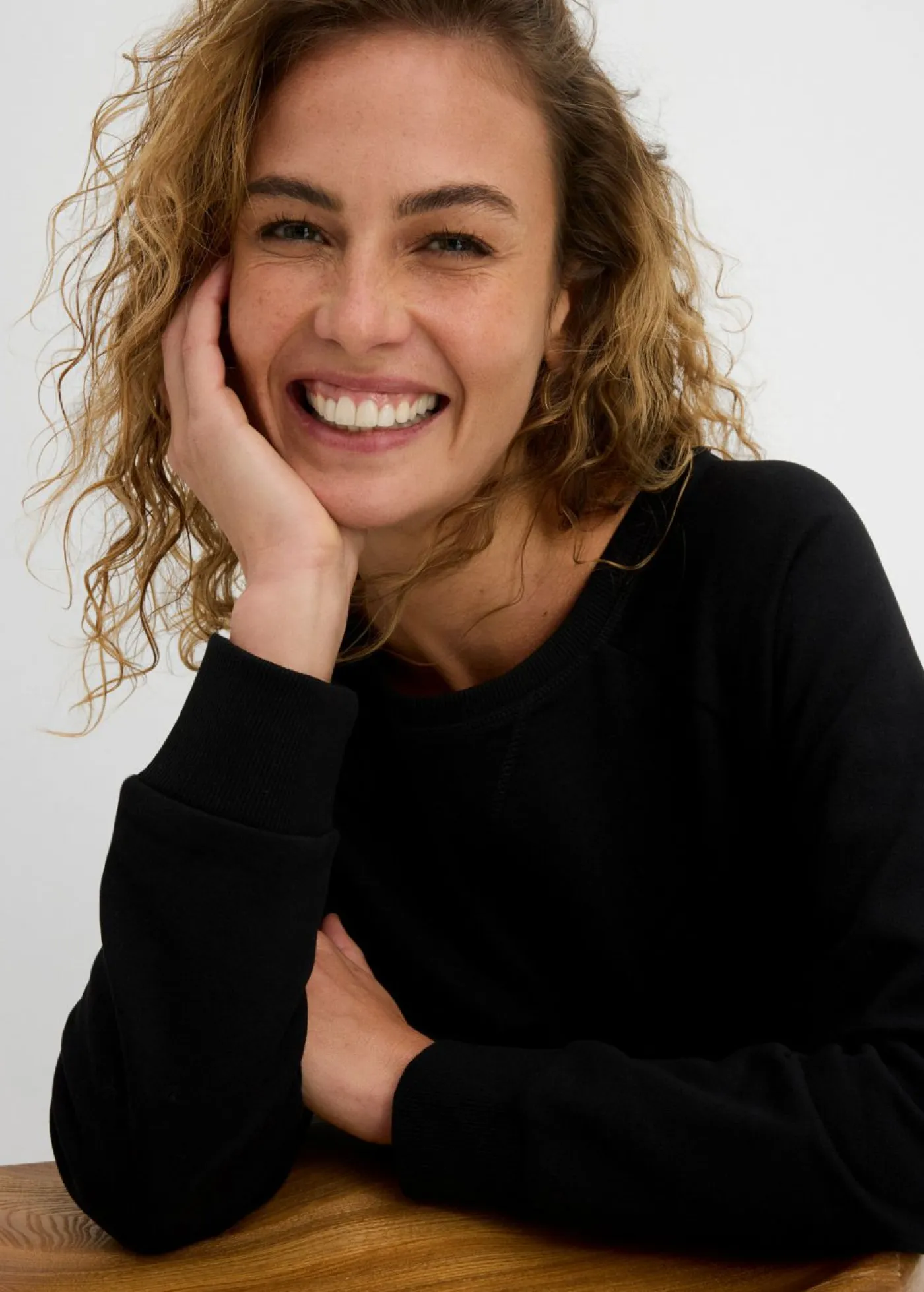 Mujer bonprix bonprix Vestido tipo sudadera de felpa suave