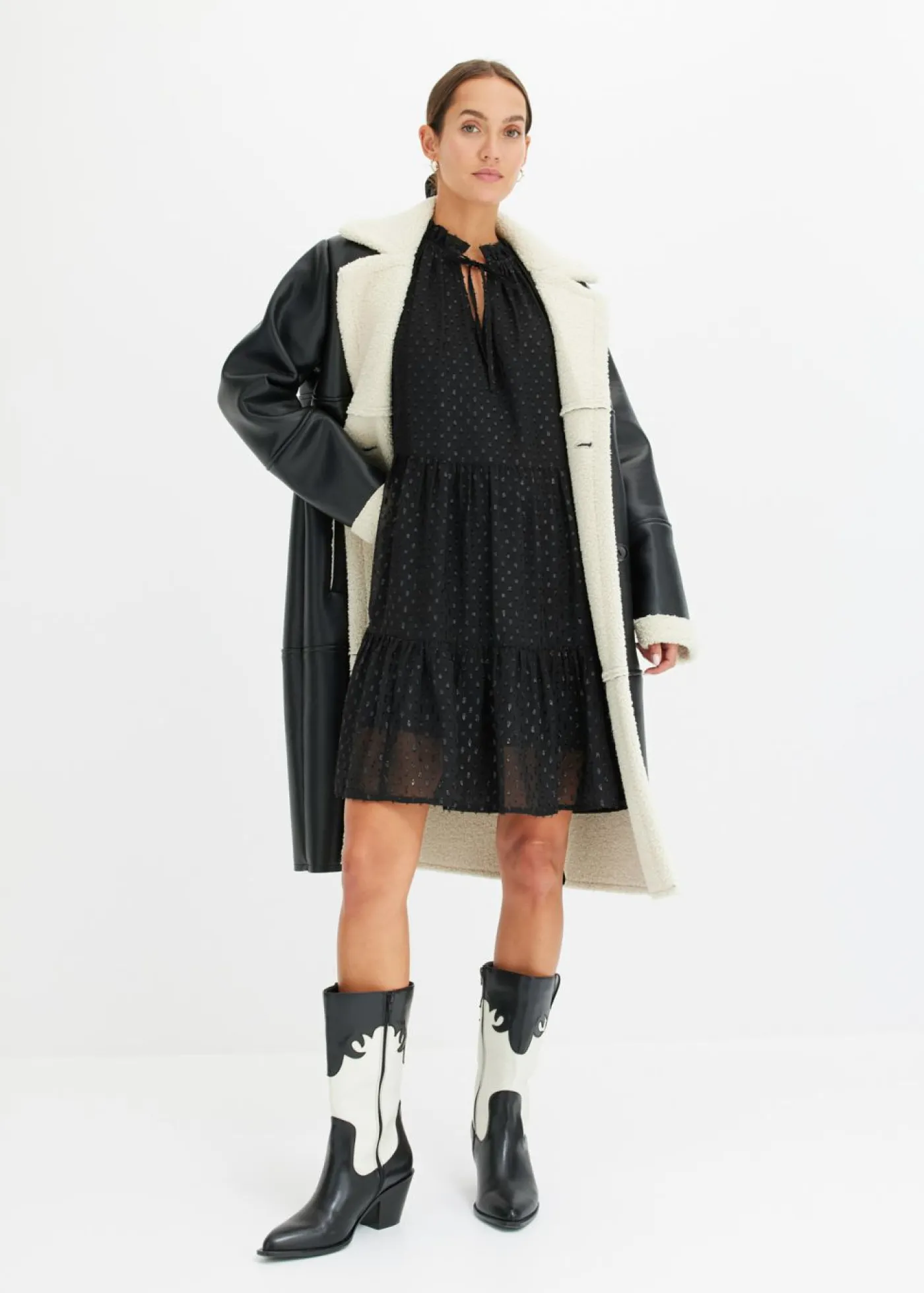 bonprix bonprix Vestidos>Vestido tipo túnica con efecto brillante Negro