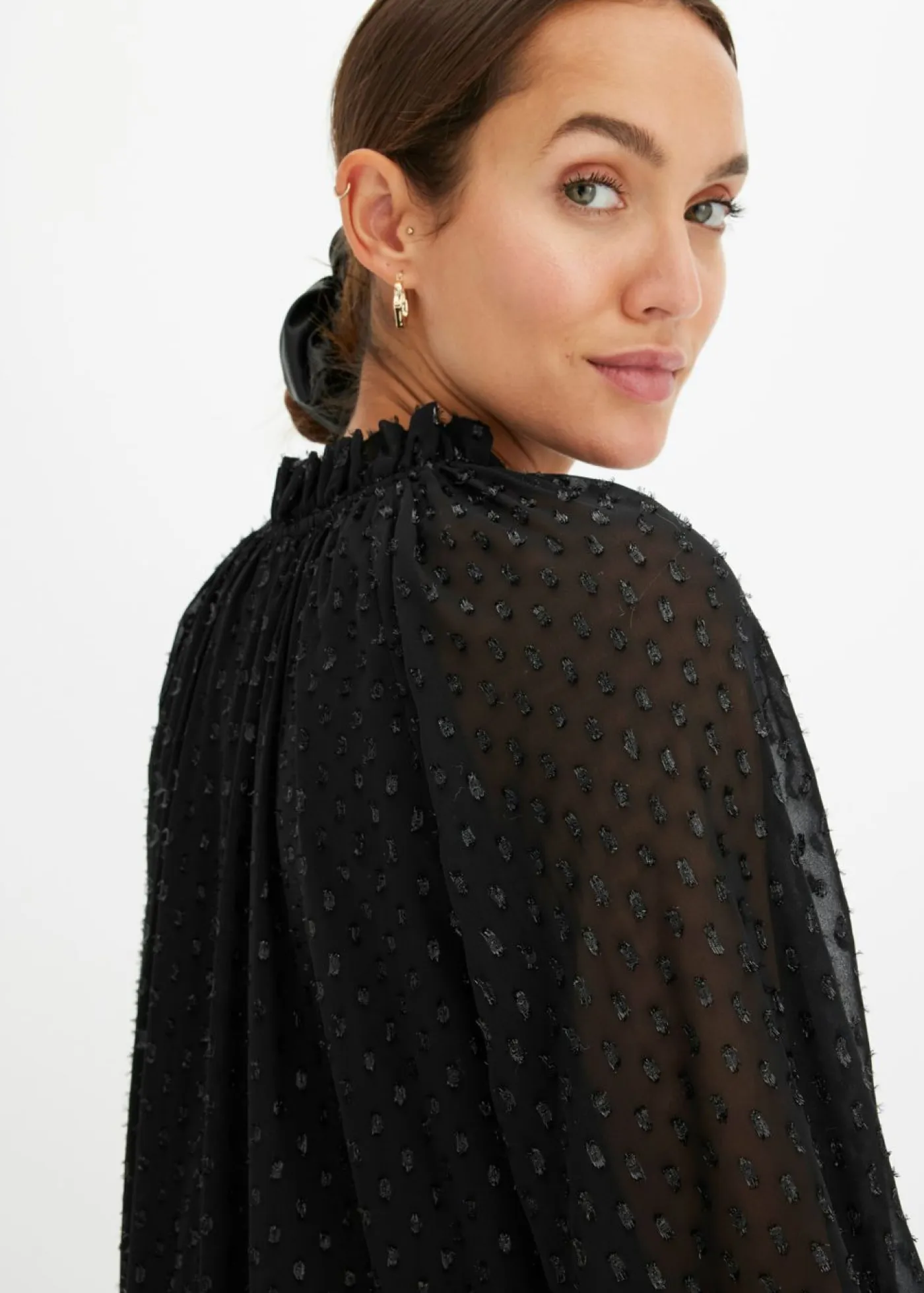 bonprix bonprix Vestidos>Vestido tipo túnica con efecto brillante Negro