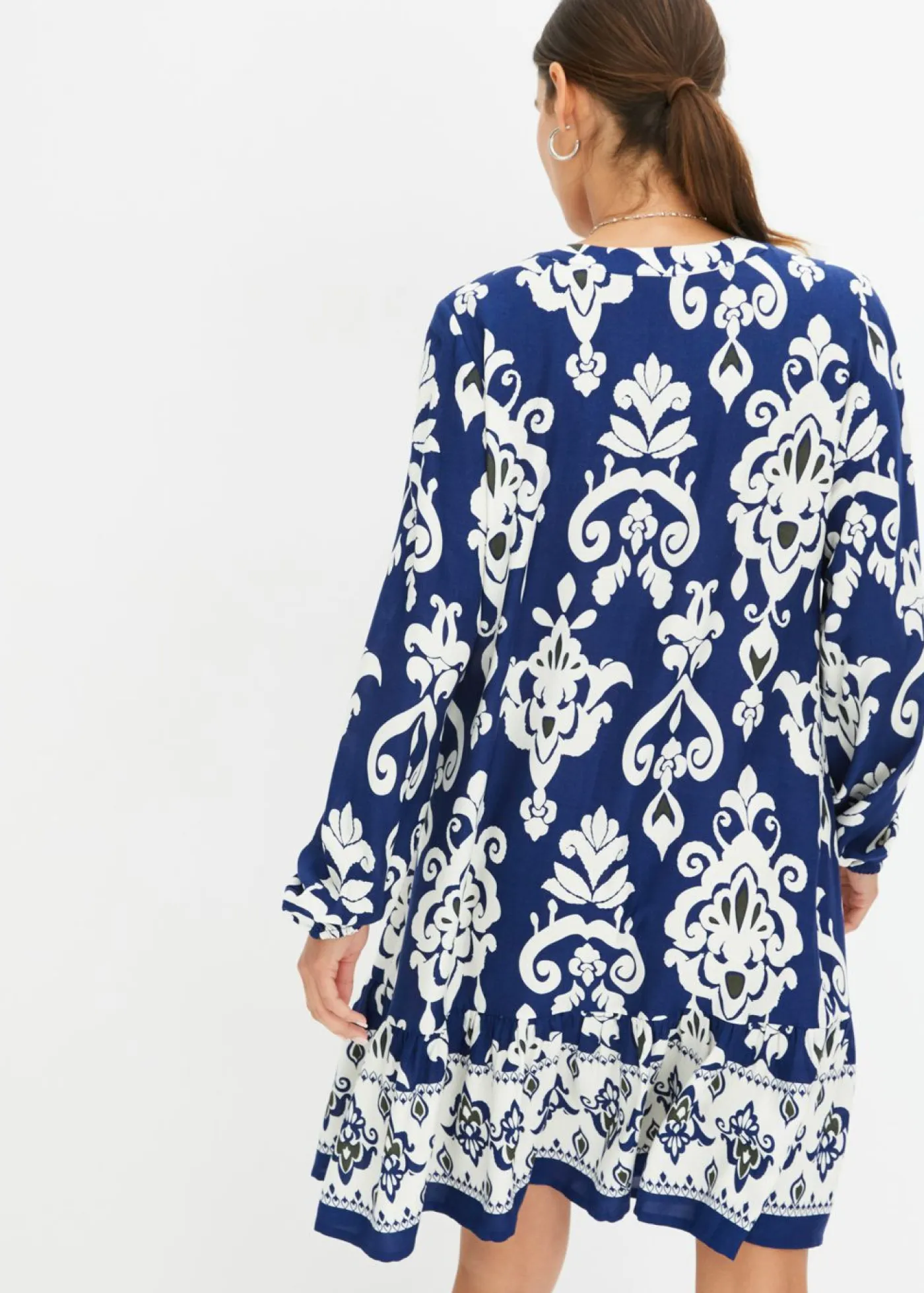 bonprix bonprix Vestidos>Vestido tipo túnica de viscosa fluida Azul oxford/blanco lana