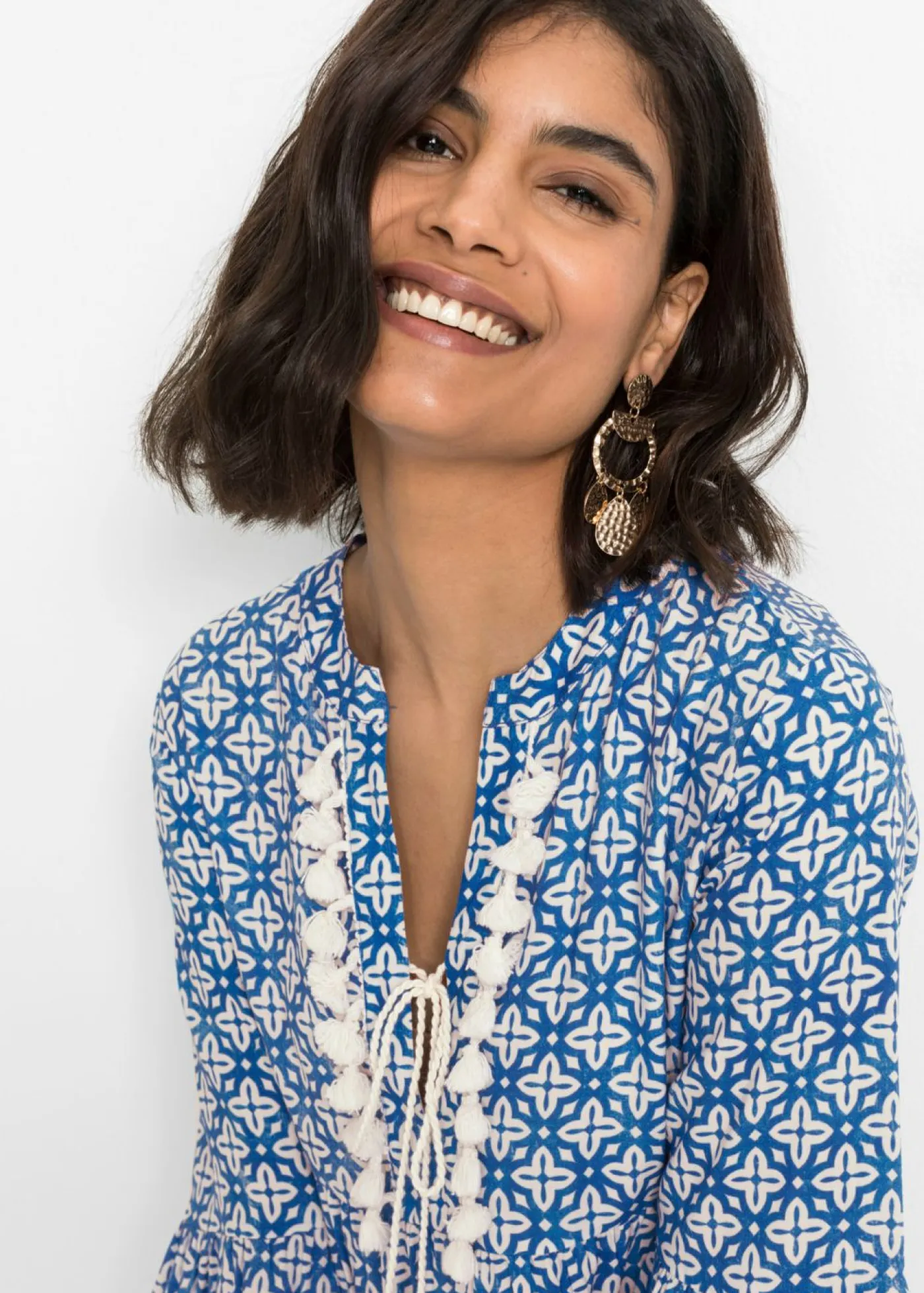 bonprix bonprix Vestidos>Vestido tipo túnica de viscosa suave Azul-blanco lana estampado