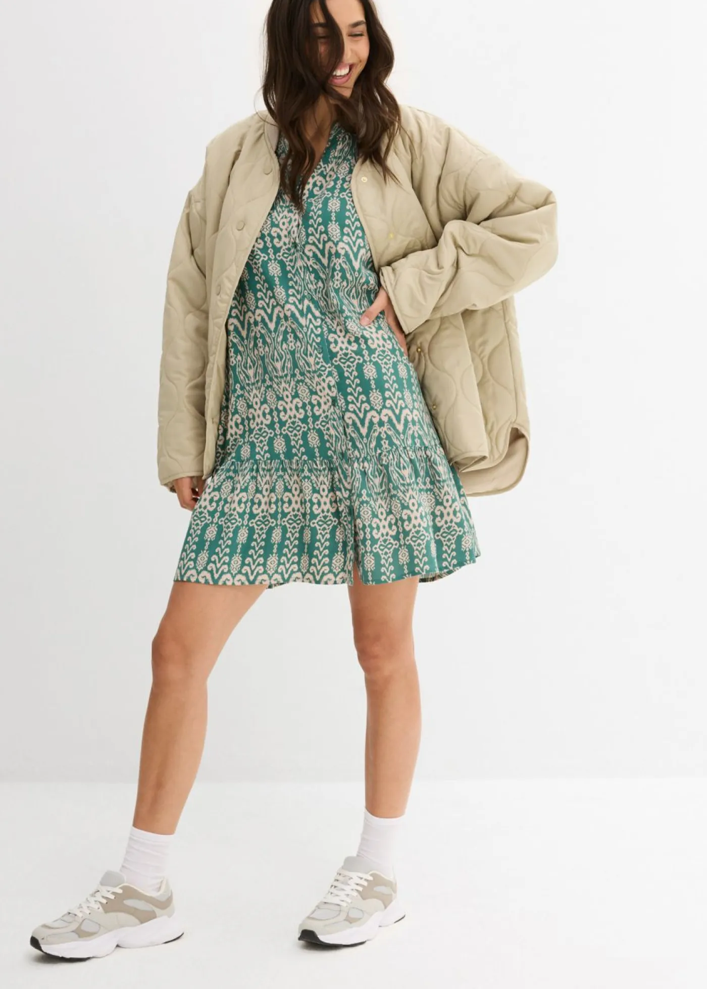 bonprix bonprix Vestidos>Vestido tipo túnica de viscosa suave verde-beige tiza